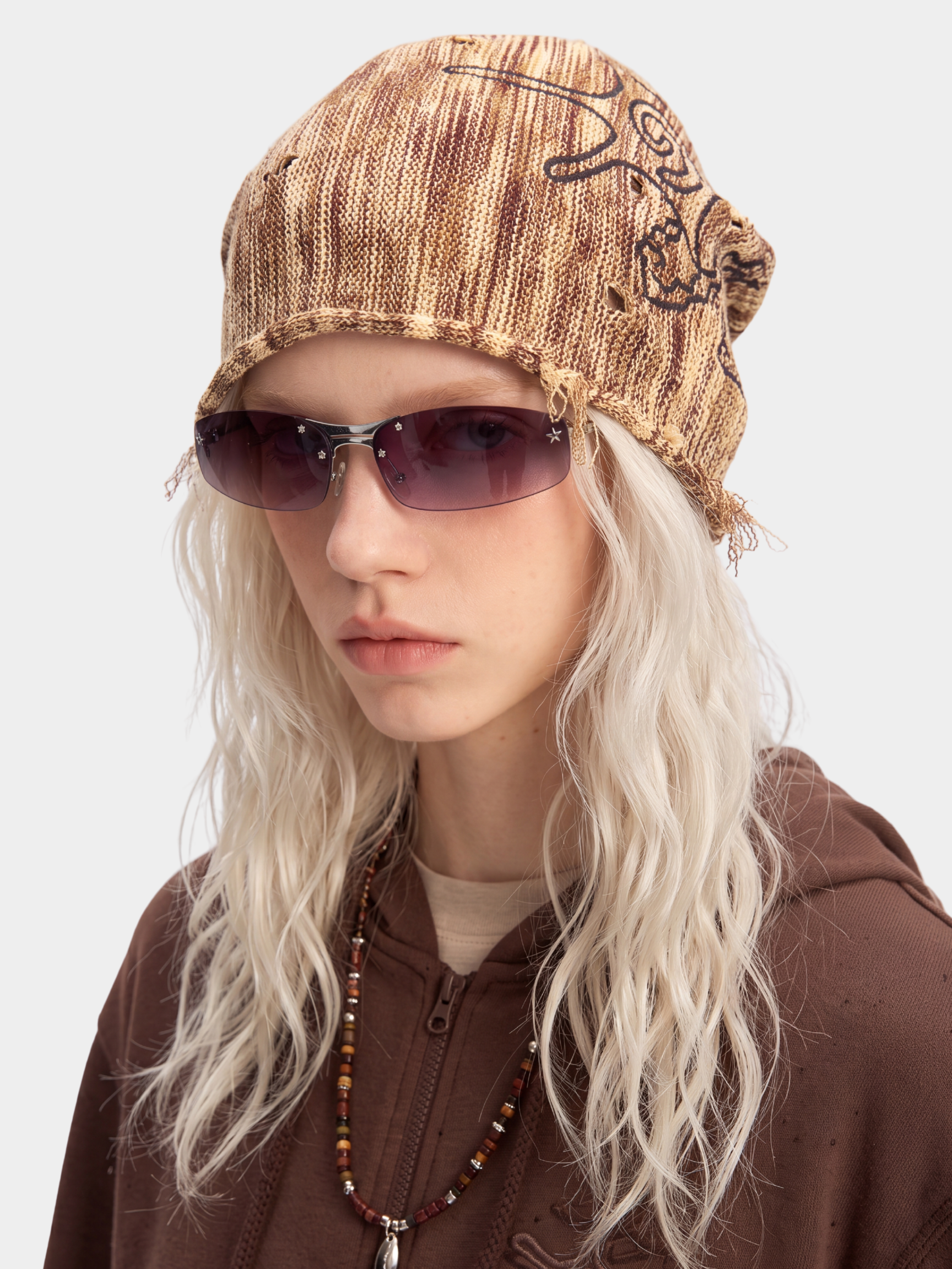 StarKnit - Starfish Graphic Distressed Raw-Edge Knit Beanie