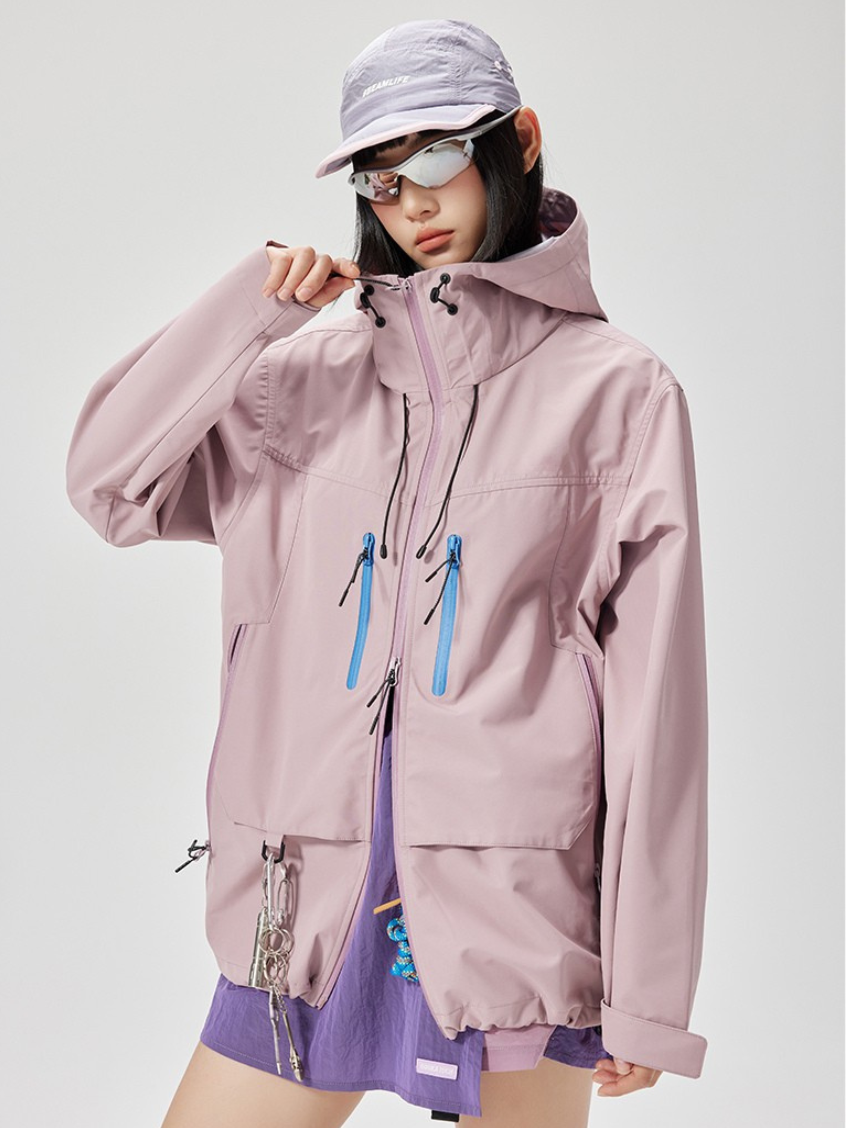 ShadowCrate - Women's Water-Repellent Softshell Jacket