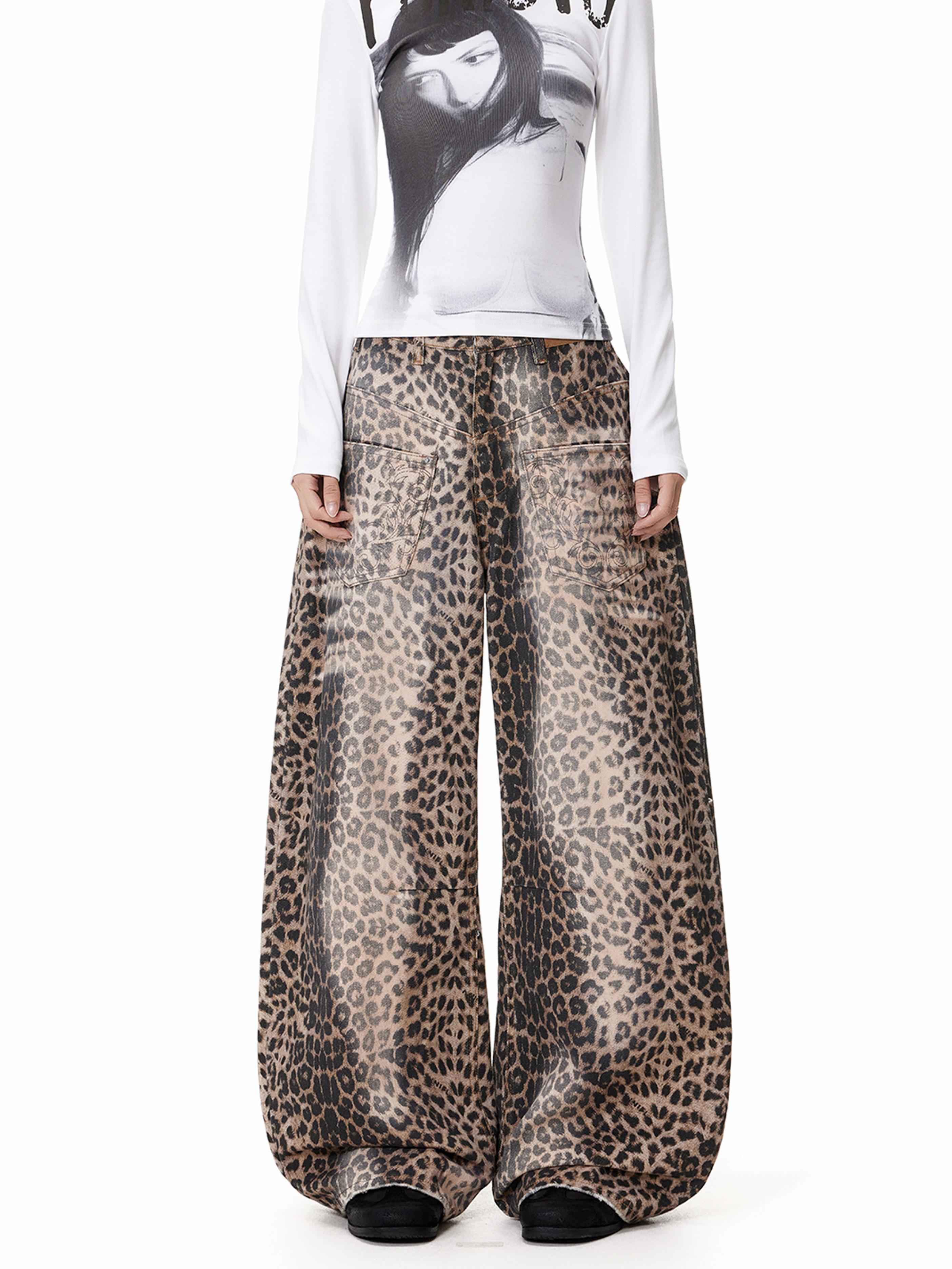 Nightflare - Women's Washed Leopard Print Canvas Barrel-Leg Pants