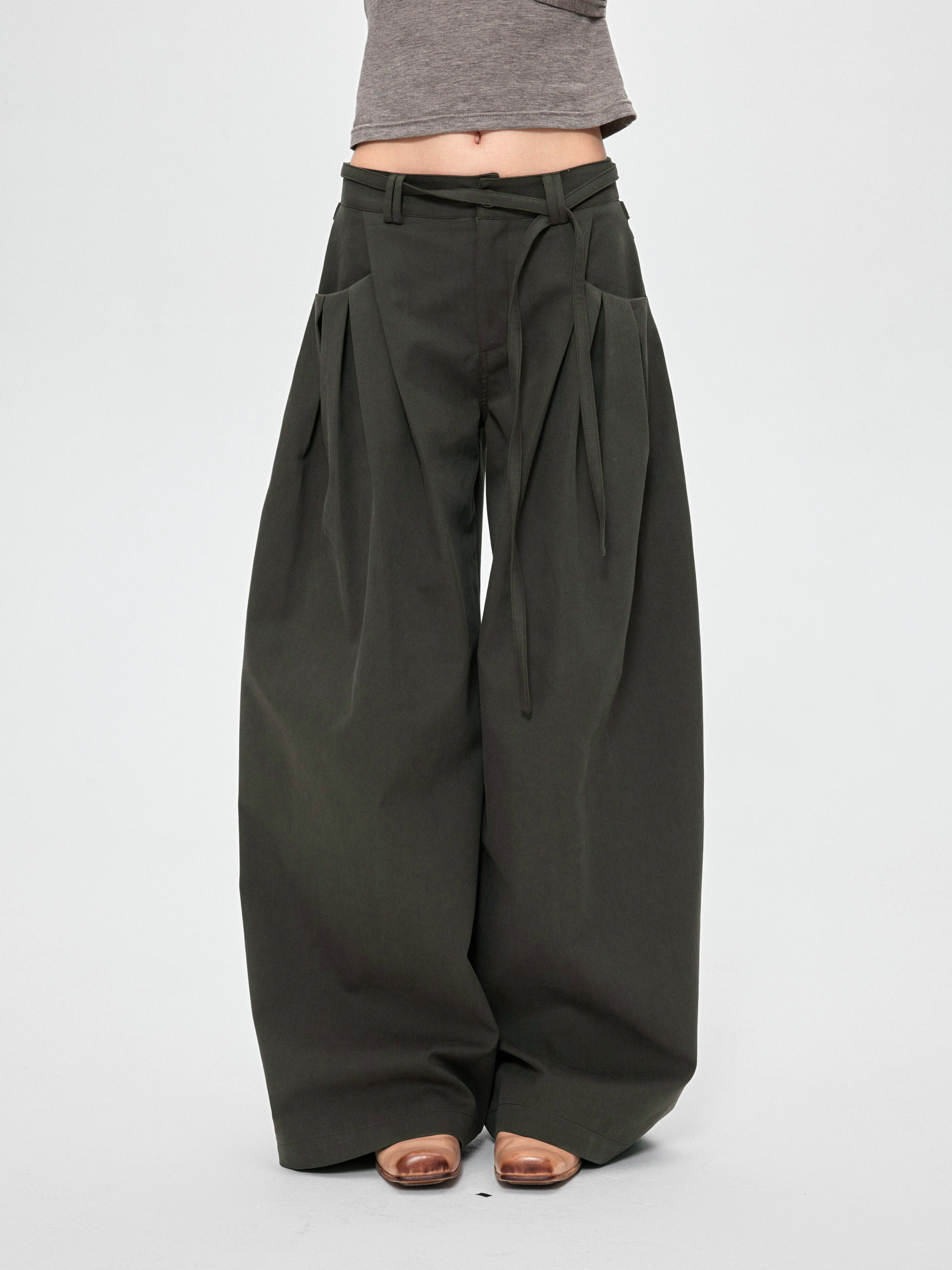 Fieldcast - Women's Drawstring Waist Pleated Pocket Straight-Leg Pants