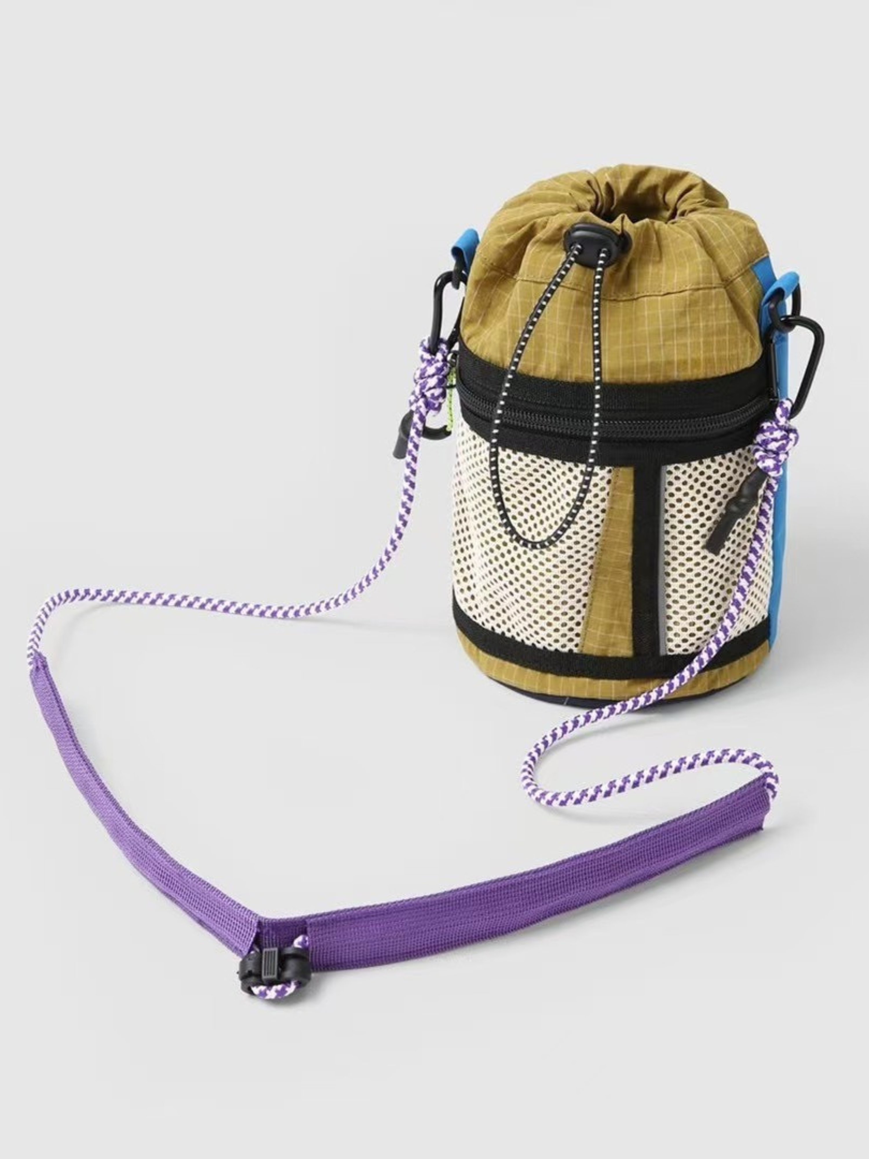 Driftnest - Water-Repellent Colorblock Bucket Shoulder Bag