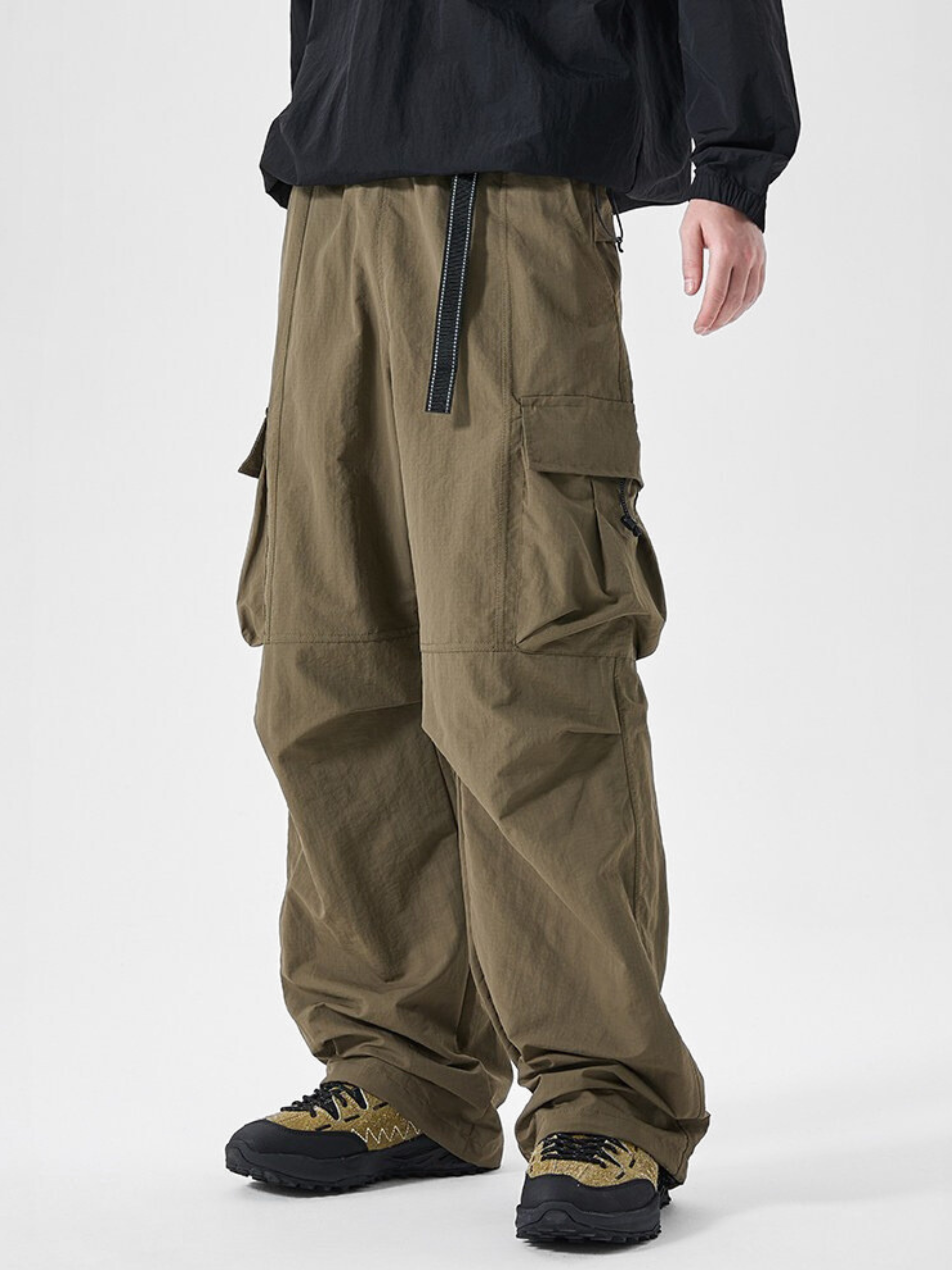 Wildearth - Water-Repellent Lightweight Durable Paratrooper Pants