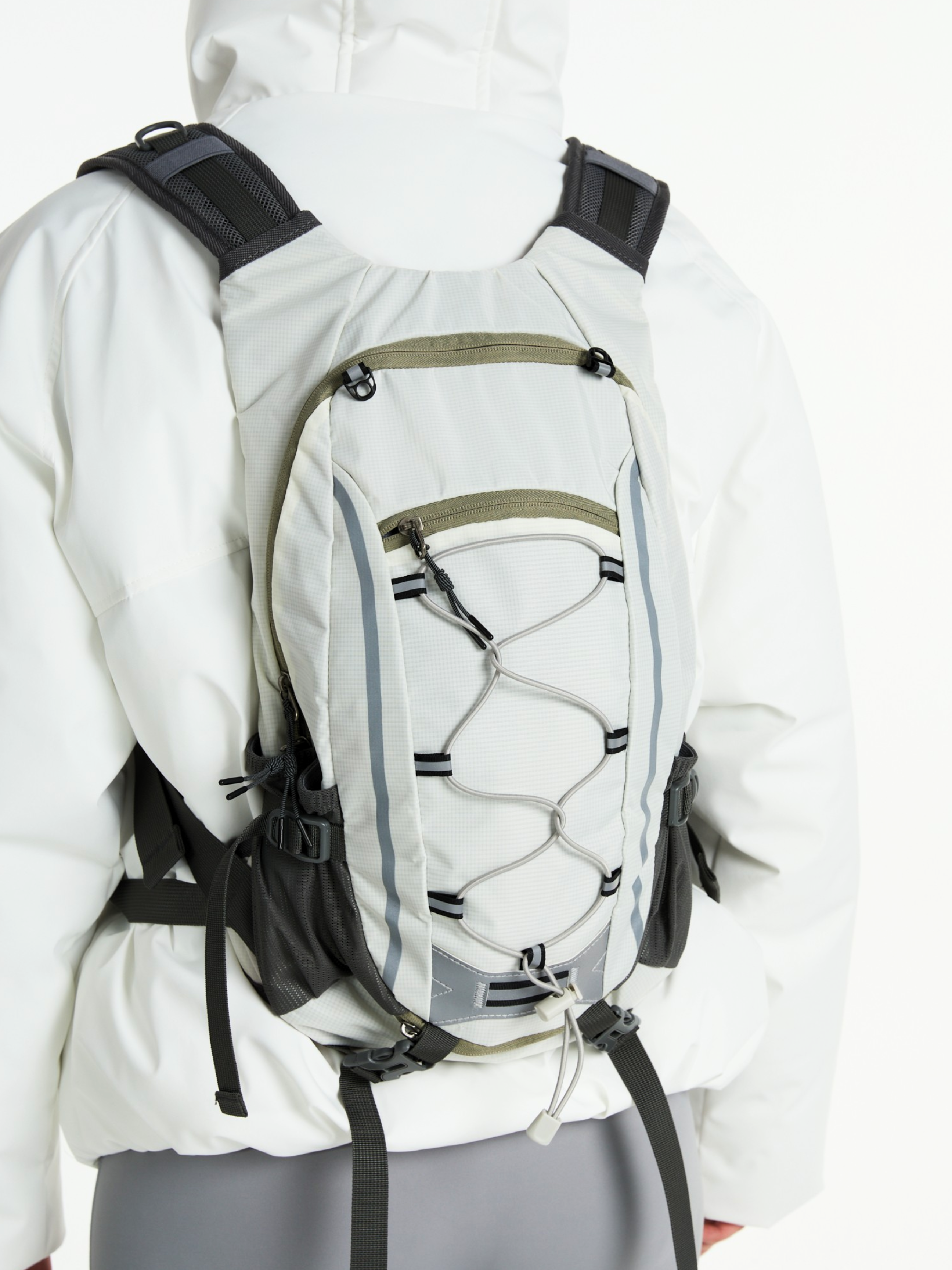 LynxTrail - 20L Lightweight Water-Repellent Trail Bag