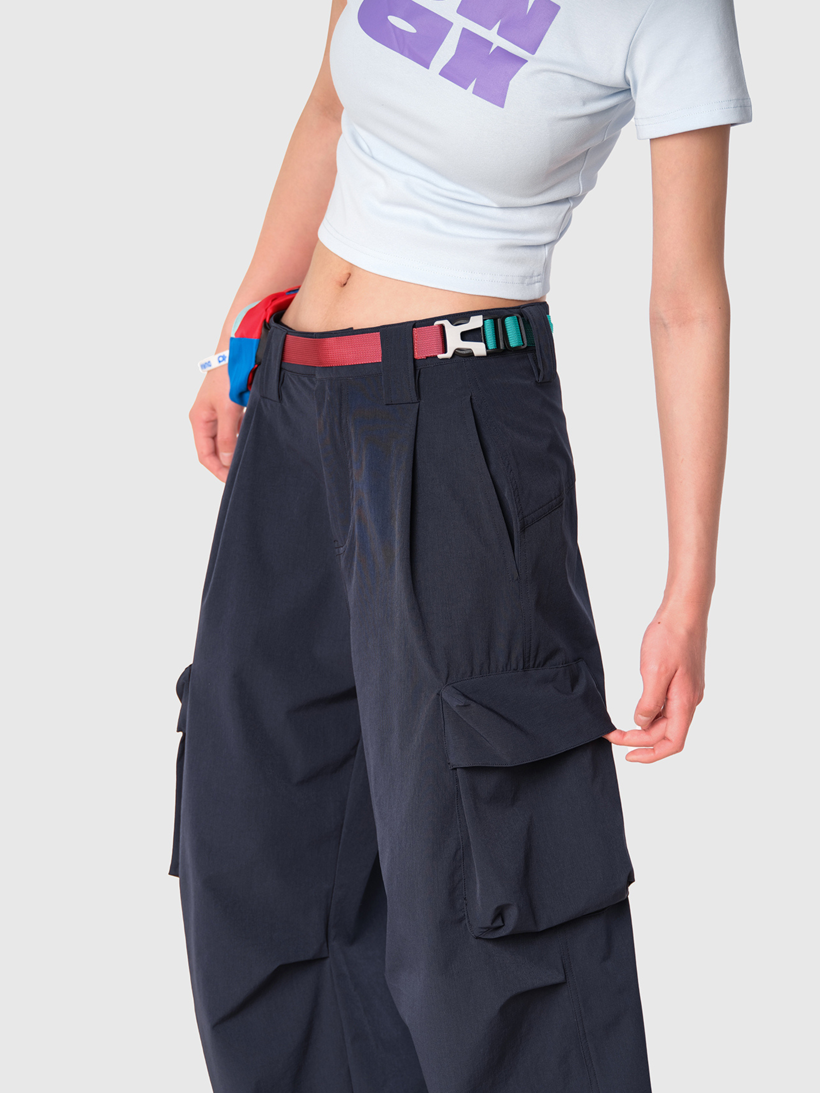 FrostTrail - Women's Large Pocket Utility Paratrooper Cargo Pants