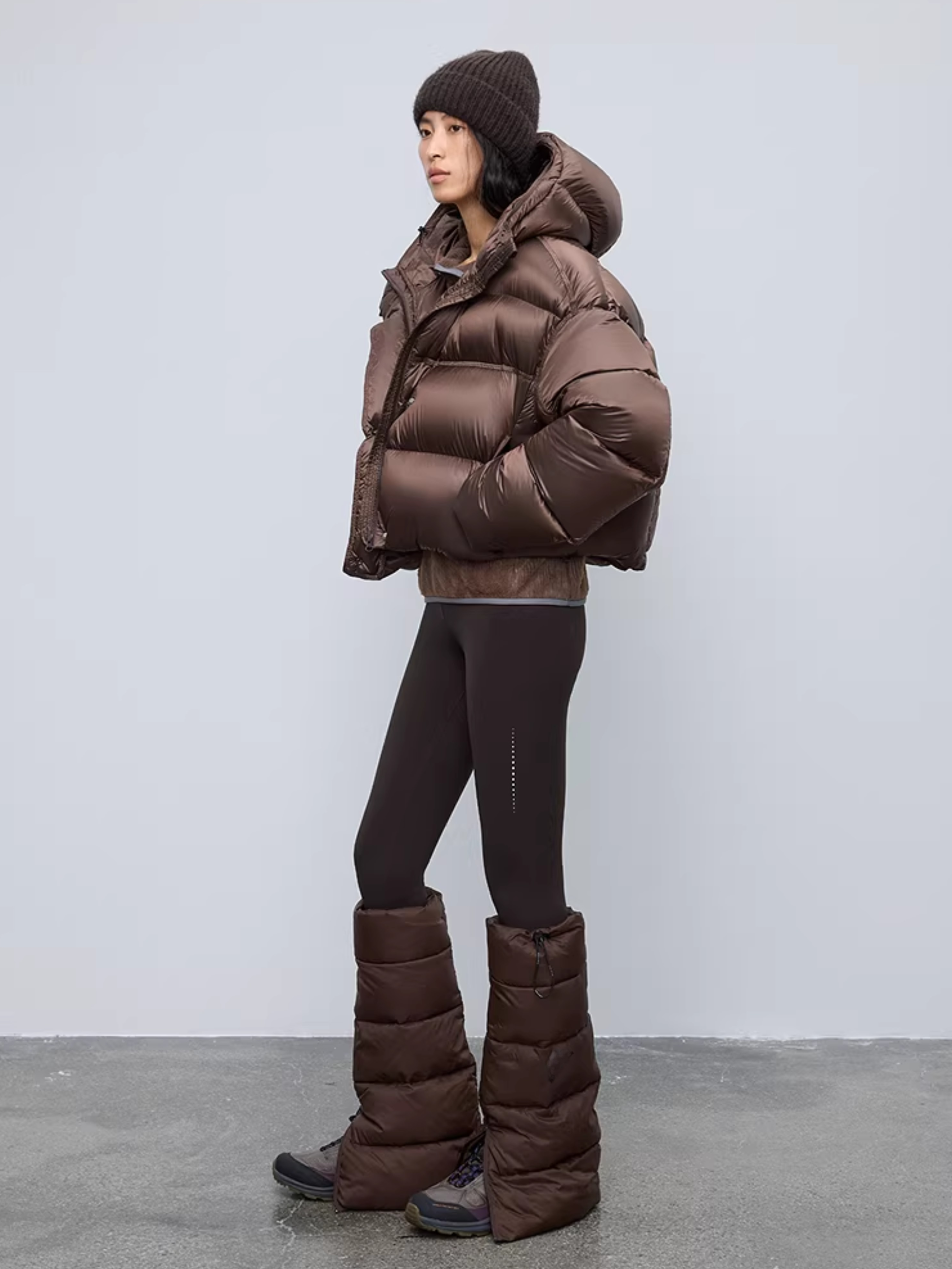 BluffLine - Women's Lightweight 95% White Goose Down Jacket
