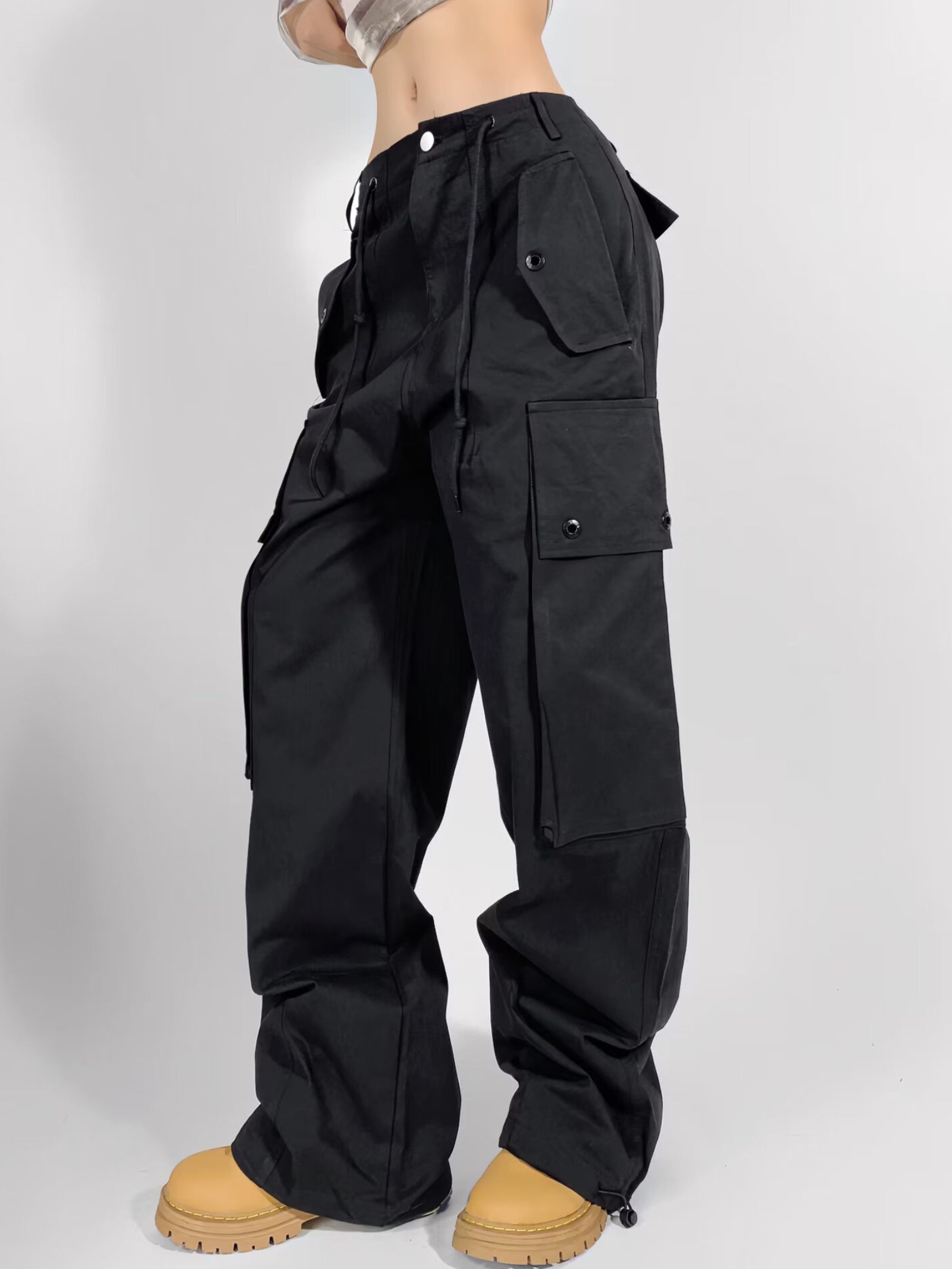 Thornridge - Women's Low-Waist Wide-Pocket Straight Pants