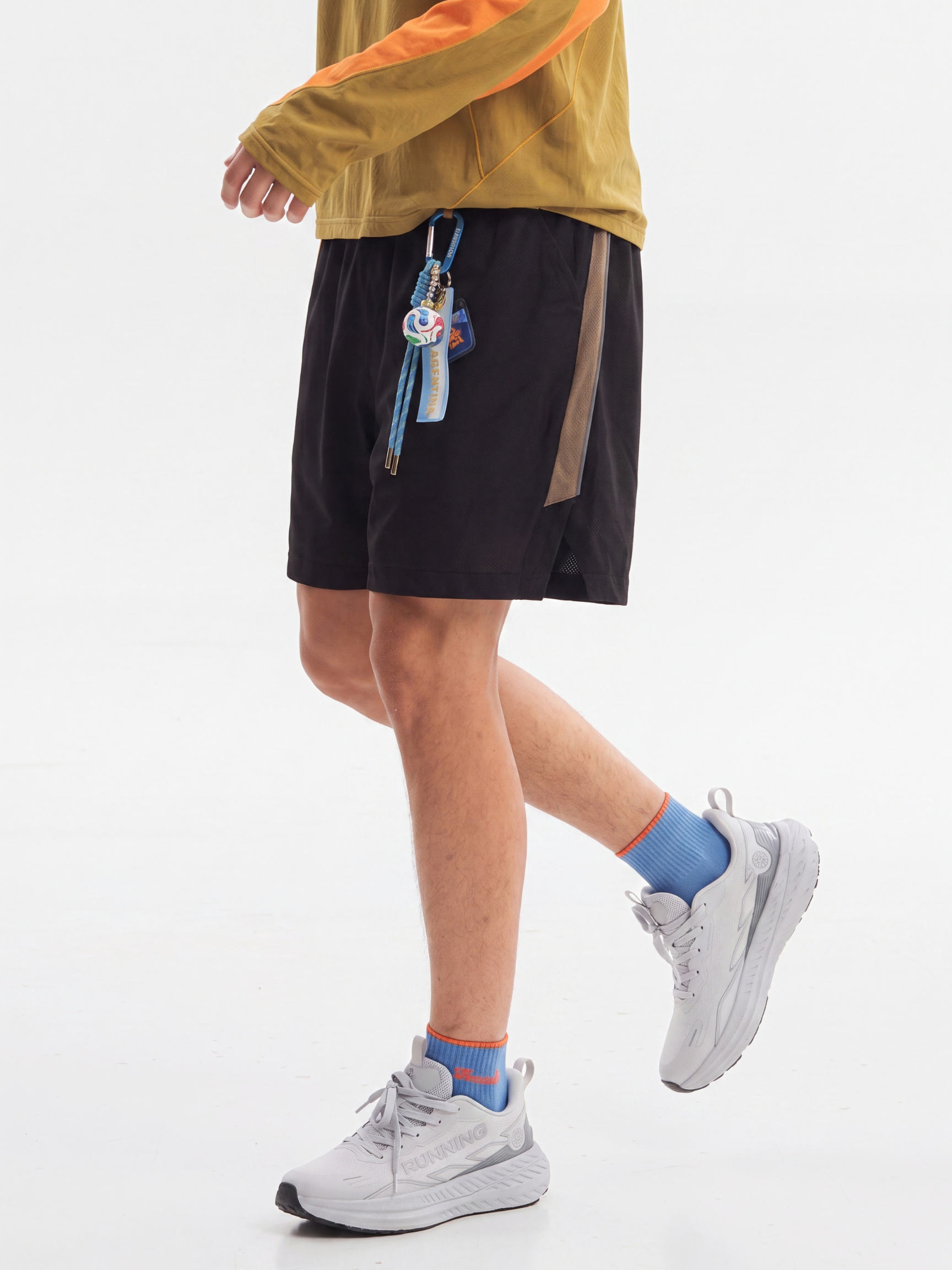 DrizzleVeil - Unisex Water-Repellent Quick-Dry Shorts