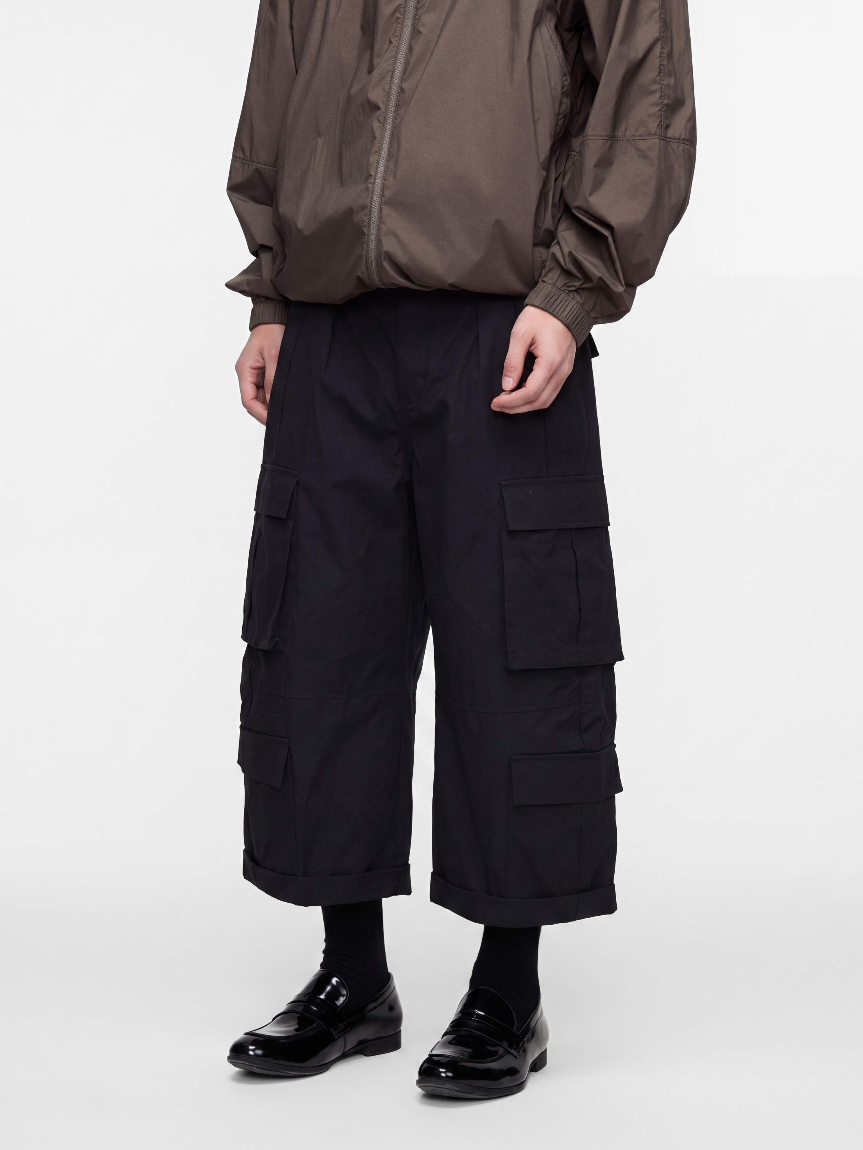 Castmark - Deconstructed Oversized-Pocket Utility Cropped Pants