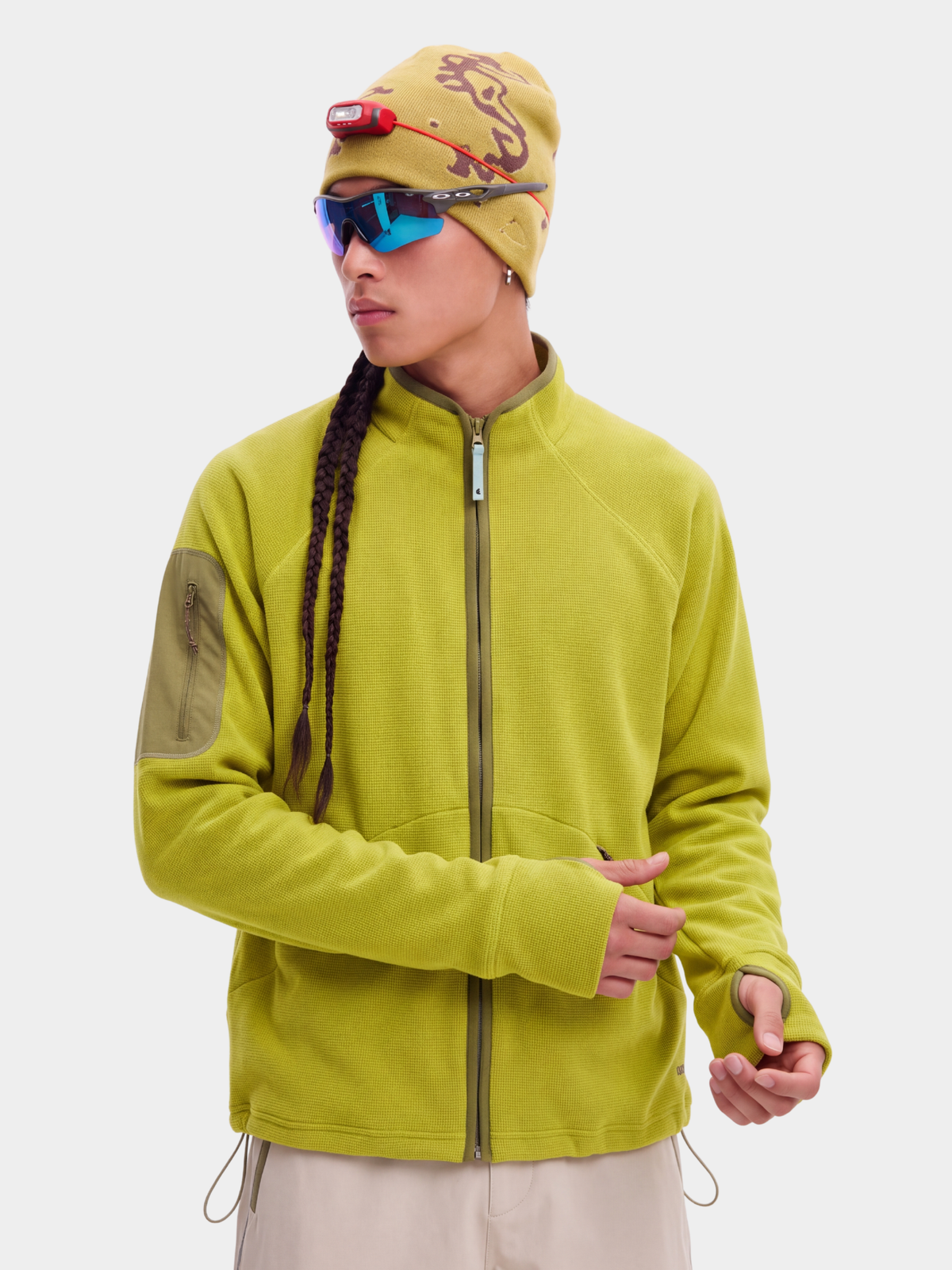 ThreadTrail - Wind-Resistant Wrinkle-Resistant Thermal Jacket