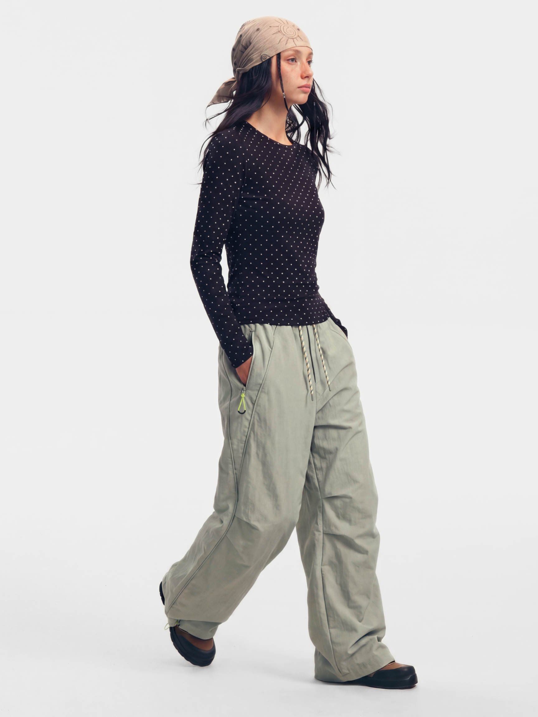 PaleGrid - Women's Moisture-Wicking & Breathable Slim Fit Long Sleeve T-Shirt