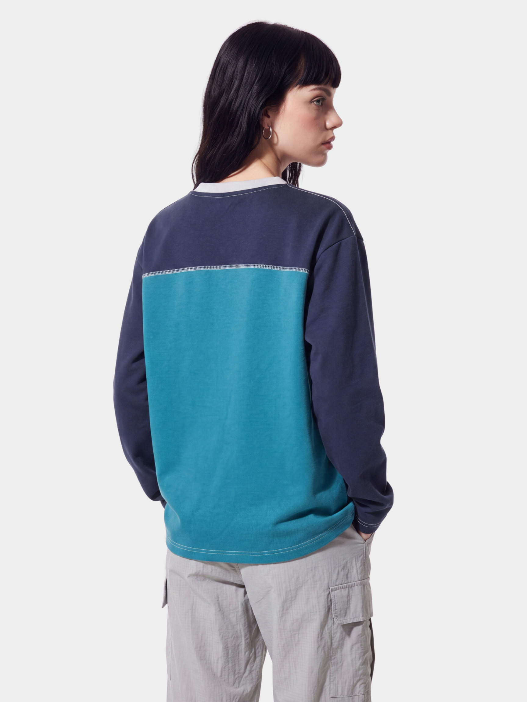 GoldDrift - Unisex Moisture-Wicking & Quick-Dry Long Sleeve T-Shirt