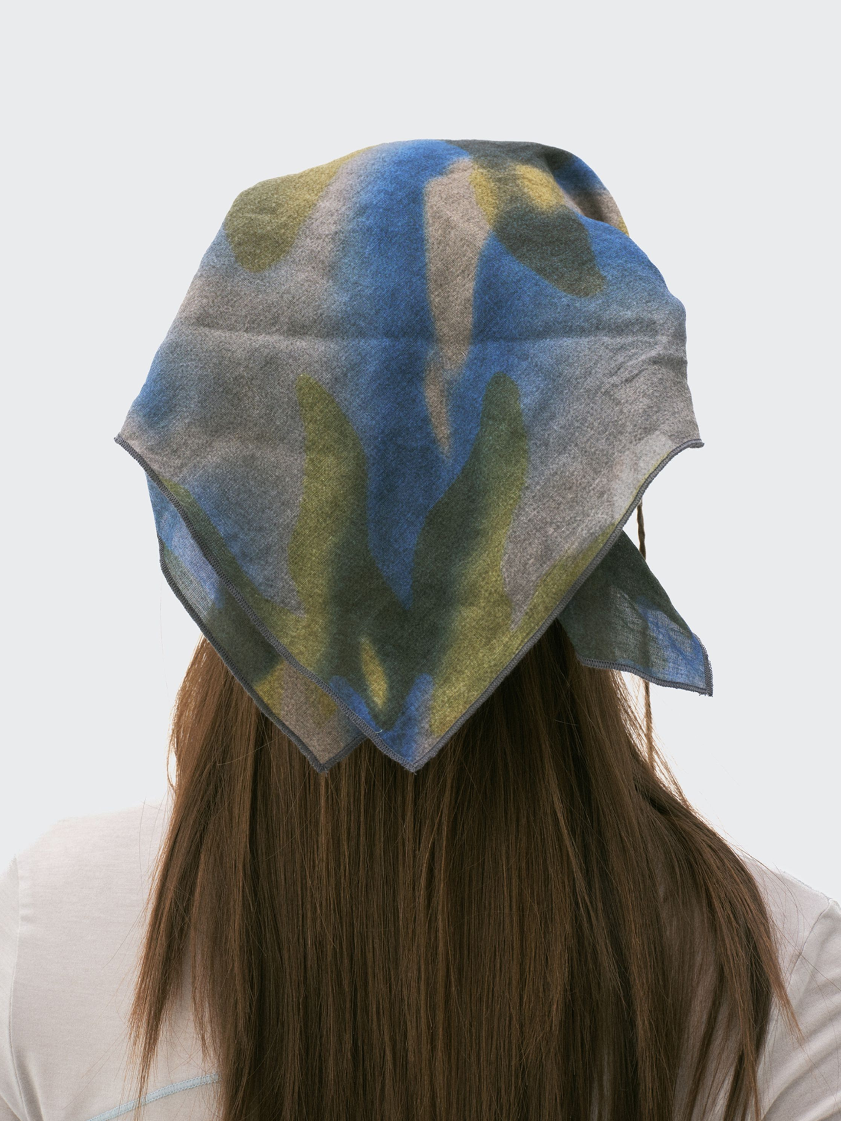 Ravencrest - Abrasion-Resistant Patterned Headscarf