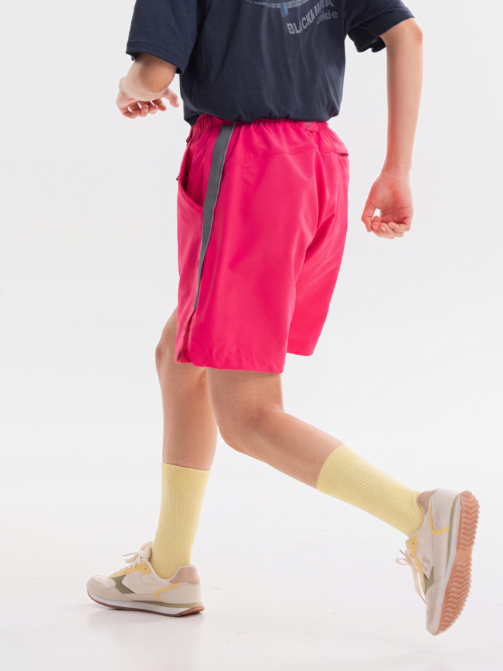 DrizzleVeil - Unisex Water-Repellent Quick-Dry Shorts