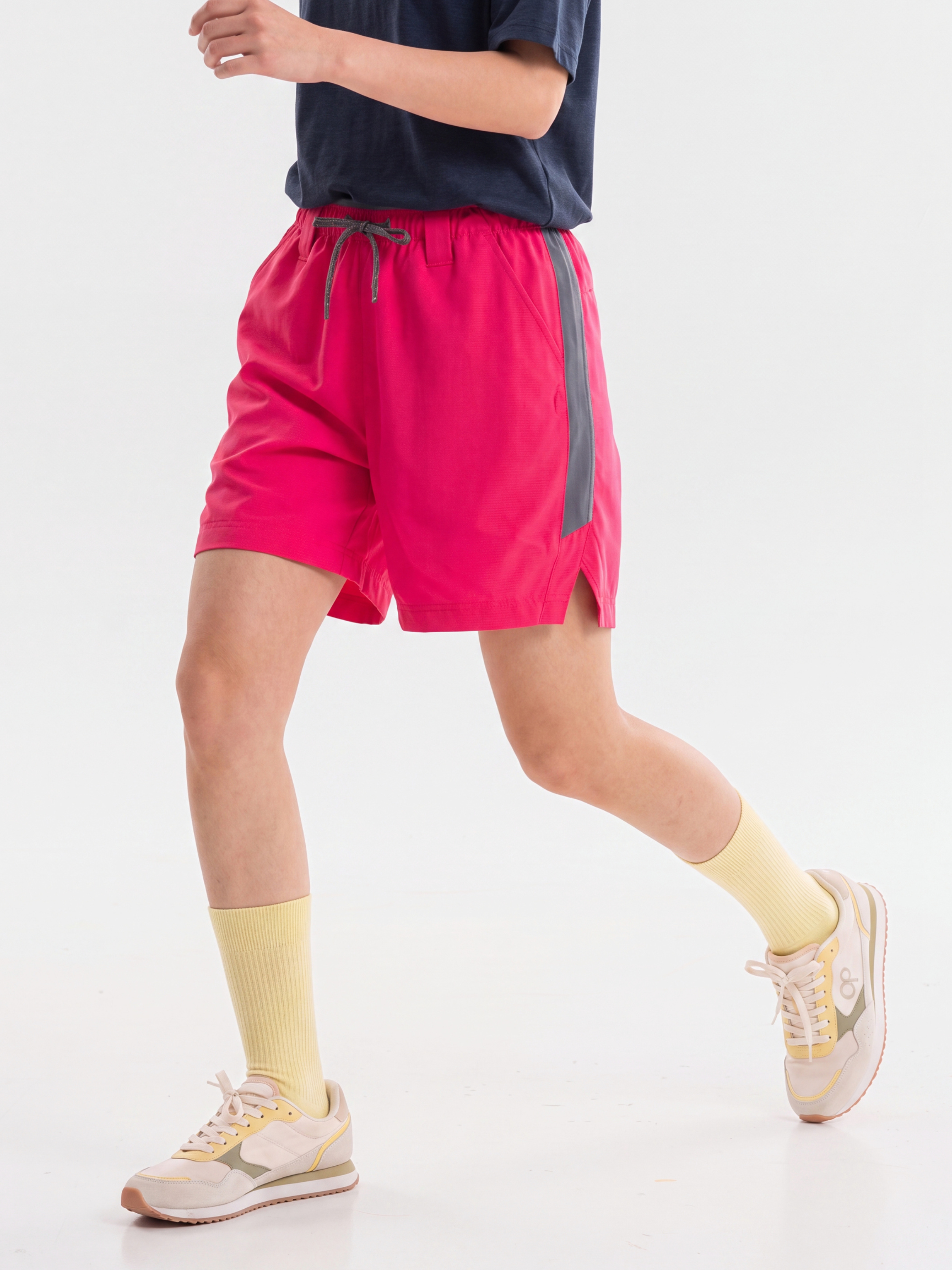 DrizzleVeil - Unisex Water-Repellent Quick-Dry Shorts