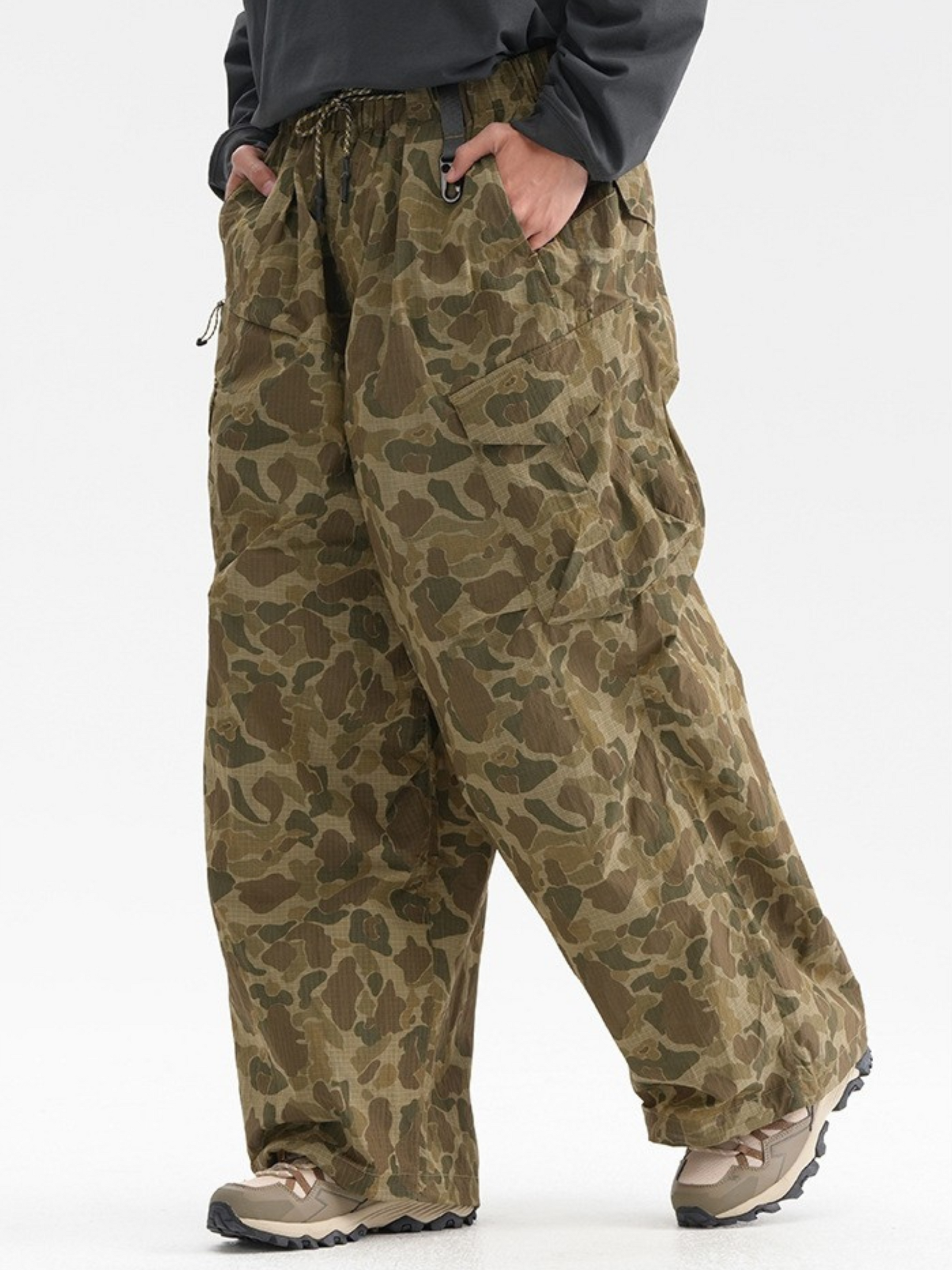 EagleMode - Unisex Ultra-Loose Tech Camo Paratrooper Pants GONGGAR SPORTS