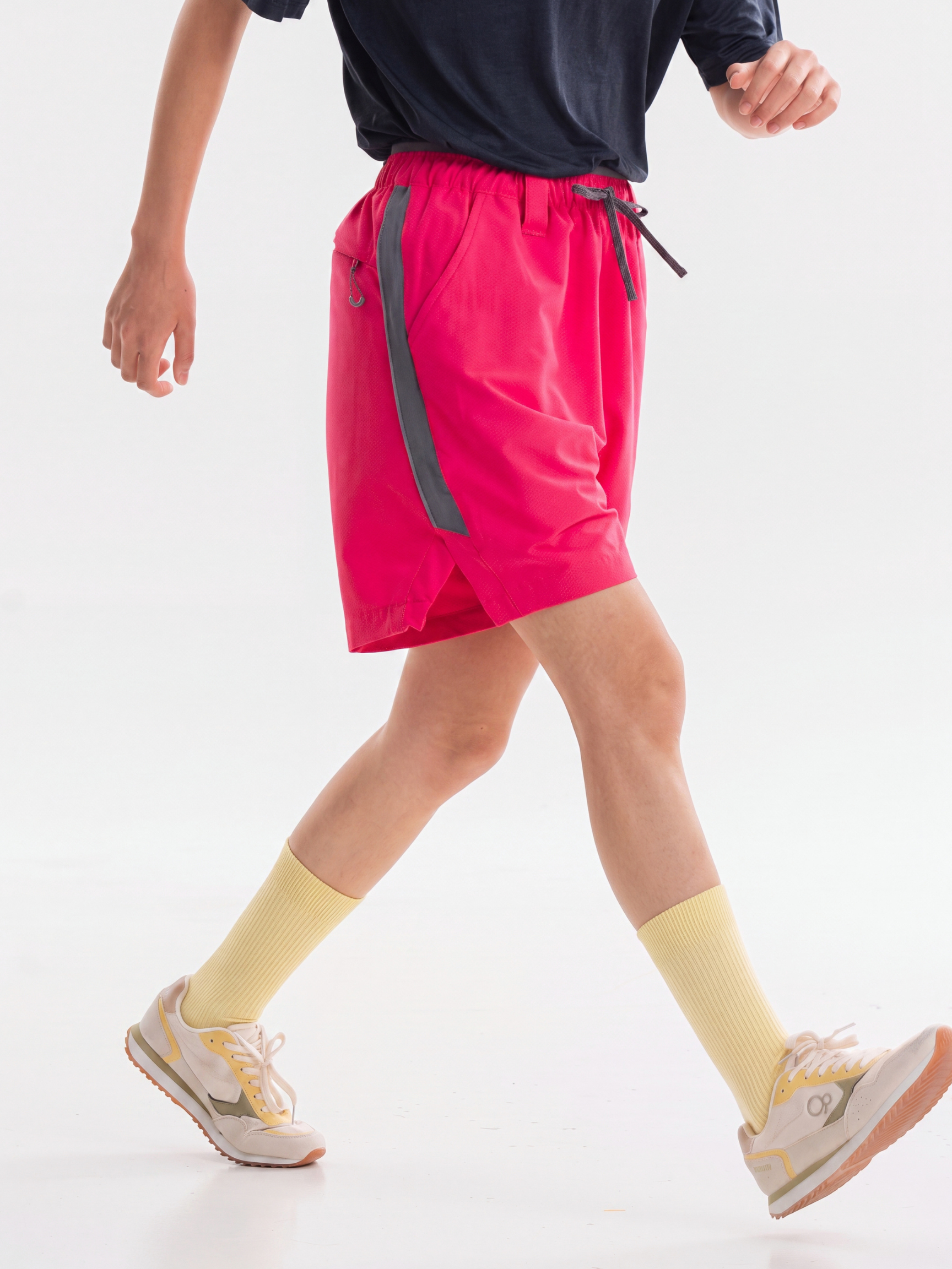 DrizzleVeil - Unisex Water-Repellent Quick-Dry Shorts