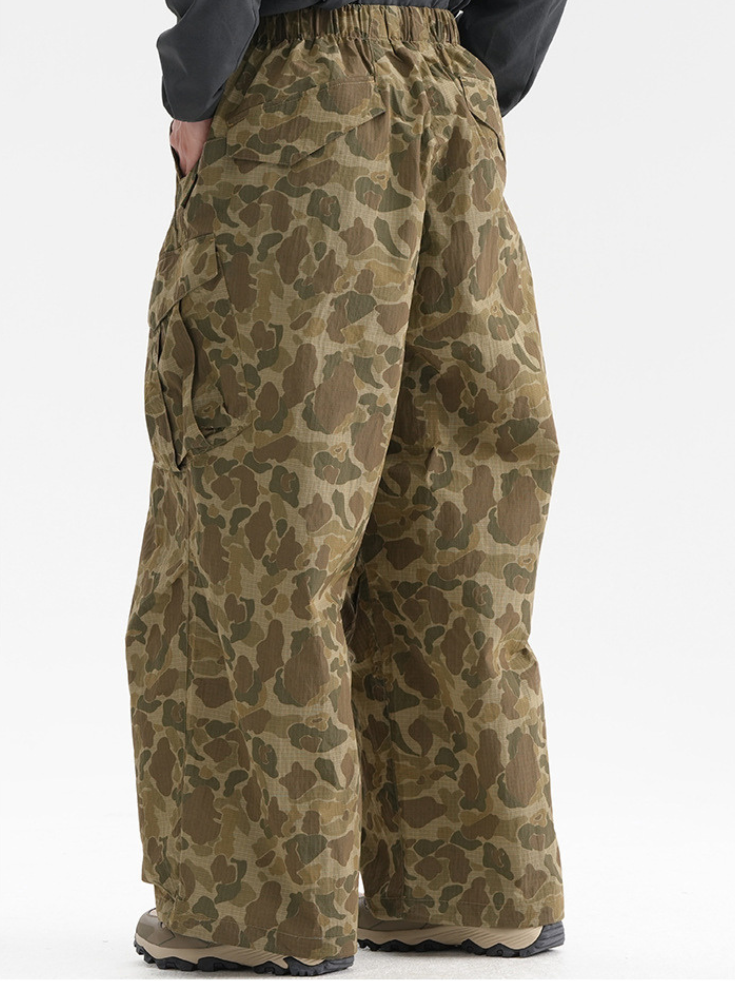 EagleMode - Unisex Ultra-Loose Tech Camo Paratrooper Pants GONGGAR SPORTS