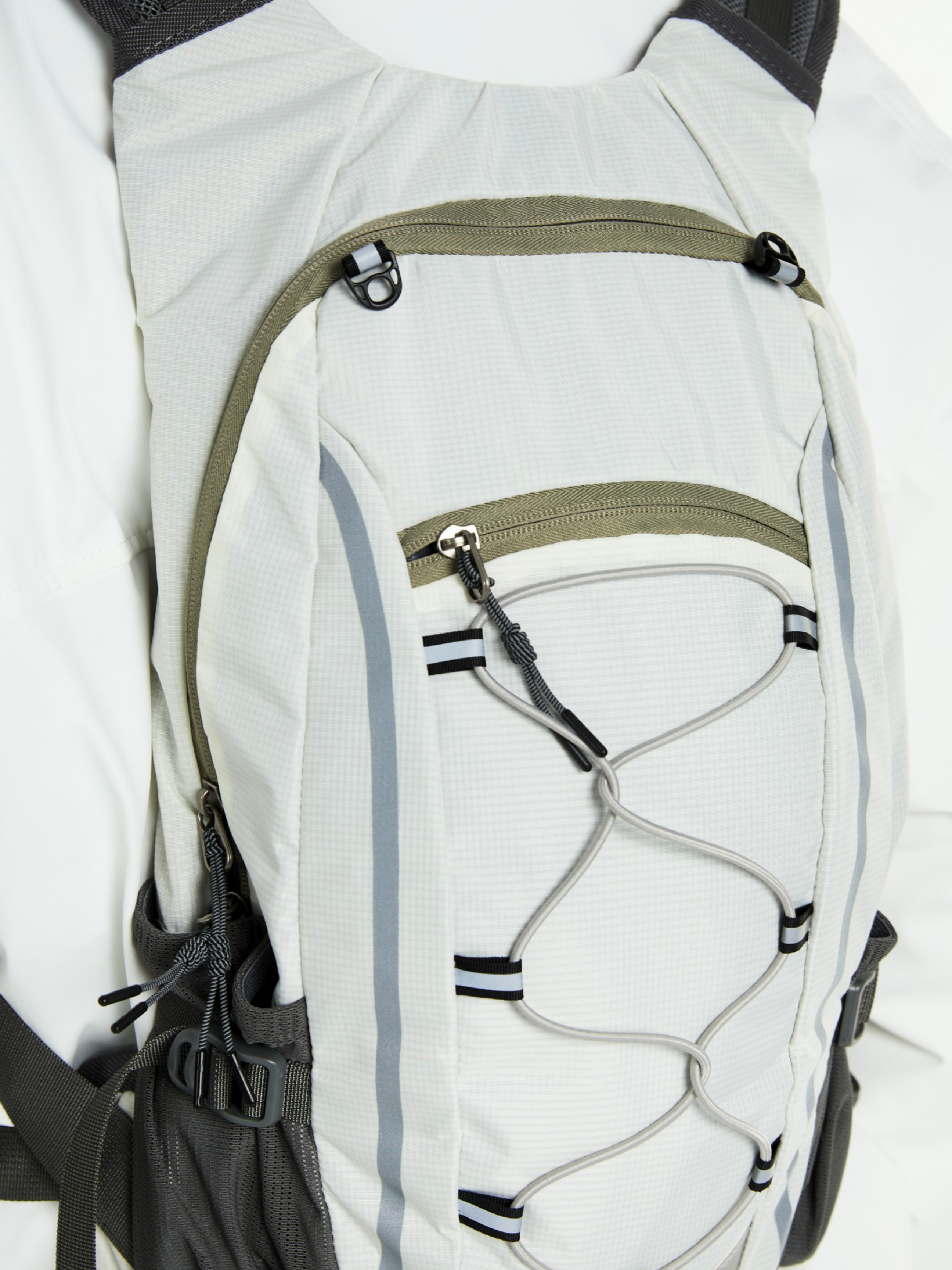 LynxTrail - 20L Lightweight Water-Repellent Trail Bag