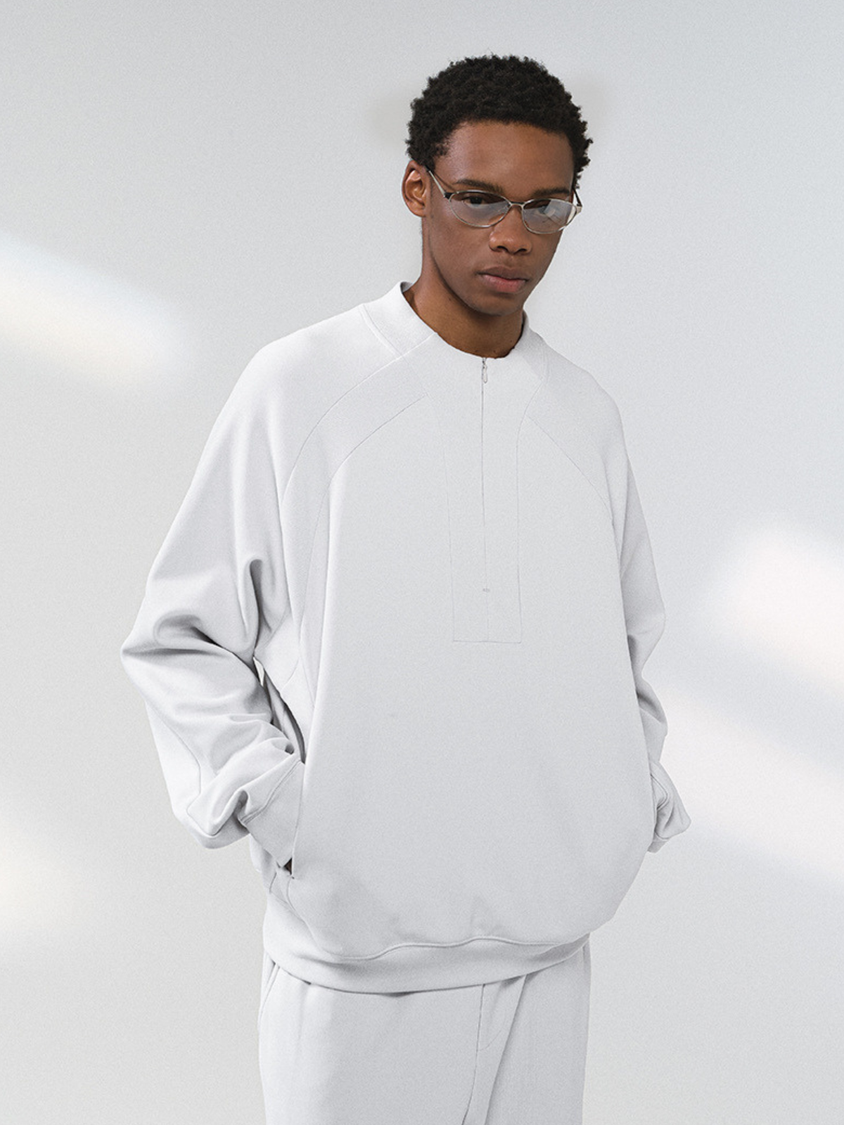 Valon - Unisex Soft & Comfortable Stretch Half-Zip Sweatshirt