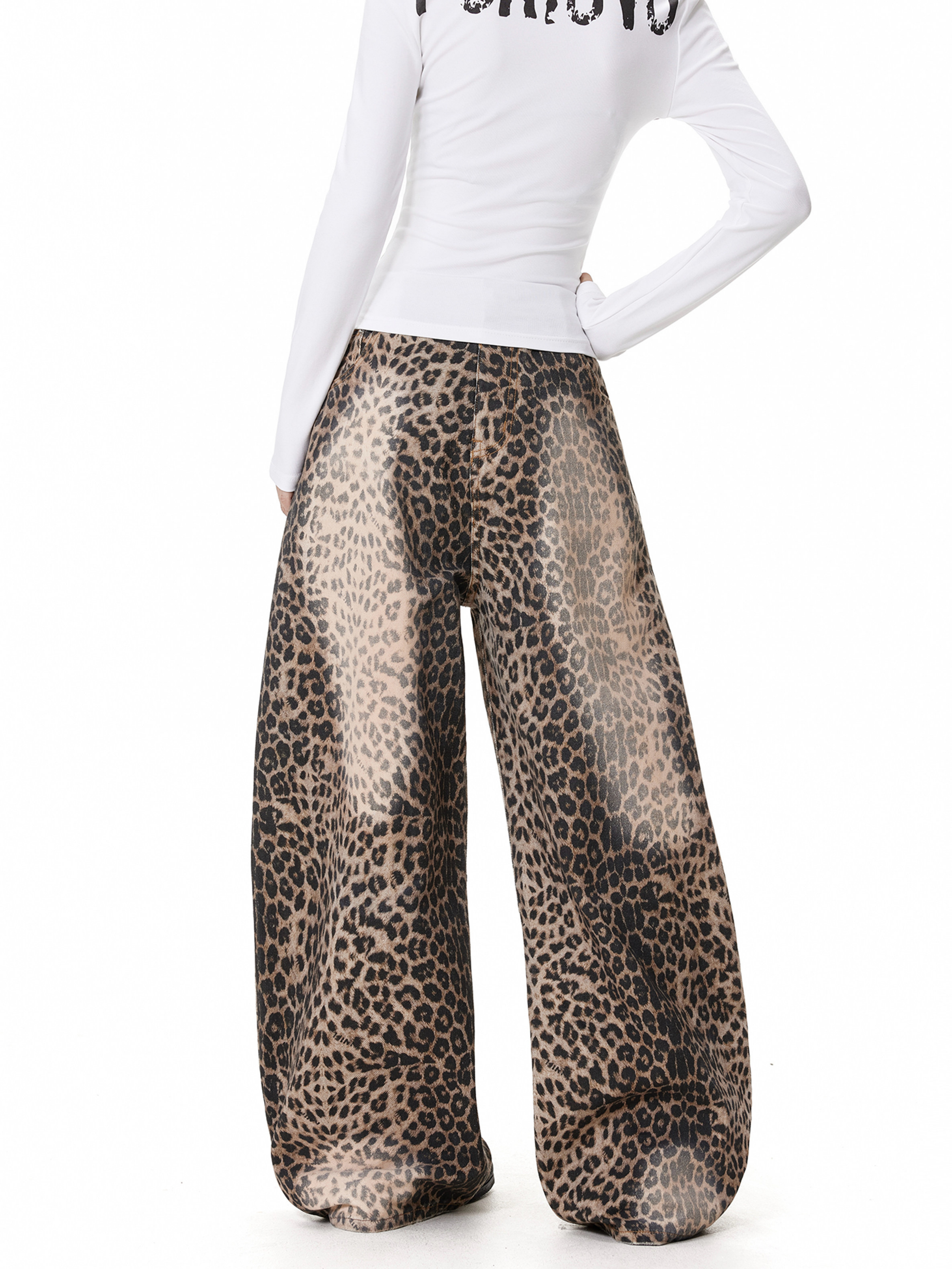 Nightflare - Women's Washed Leopard Print Canvas Barrel-Leg Pants