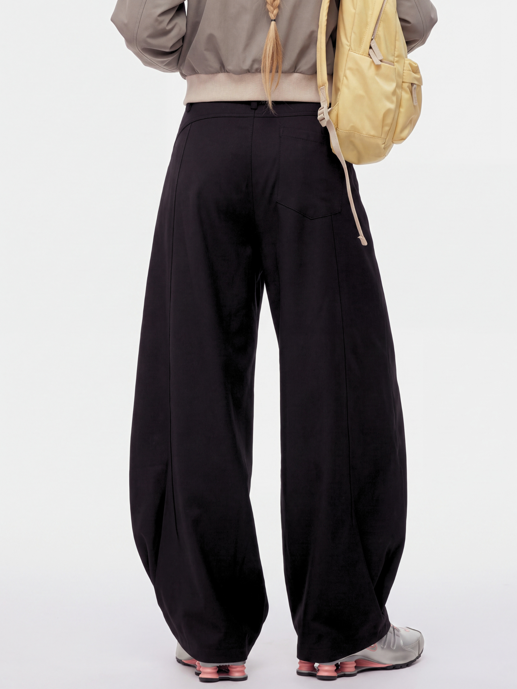 PleatCreek - Unisex Pleated Relaxed Draped Curved-Leg Pants