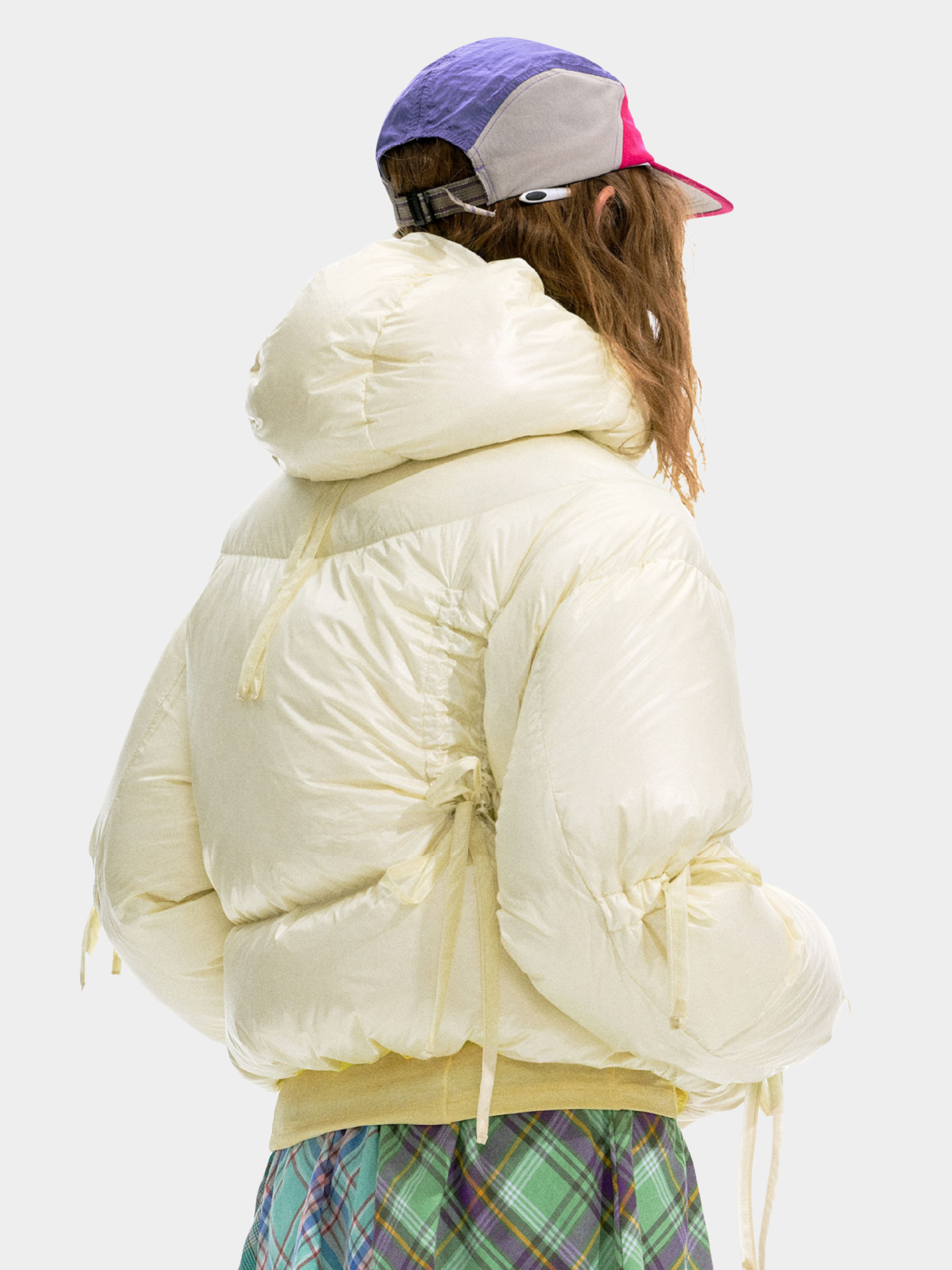 Ironfrost - Women's 90% White Duck Down Color-Blocked Short Puffer Jacket