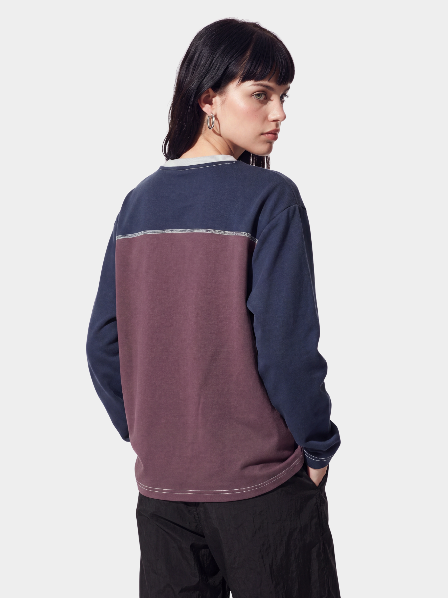 GoldDrift - Unisex Moisture-Wicking & Quick-Dry Long Sleeve T-Shirt