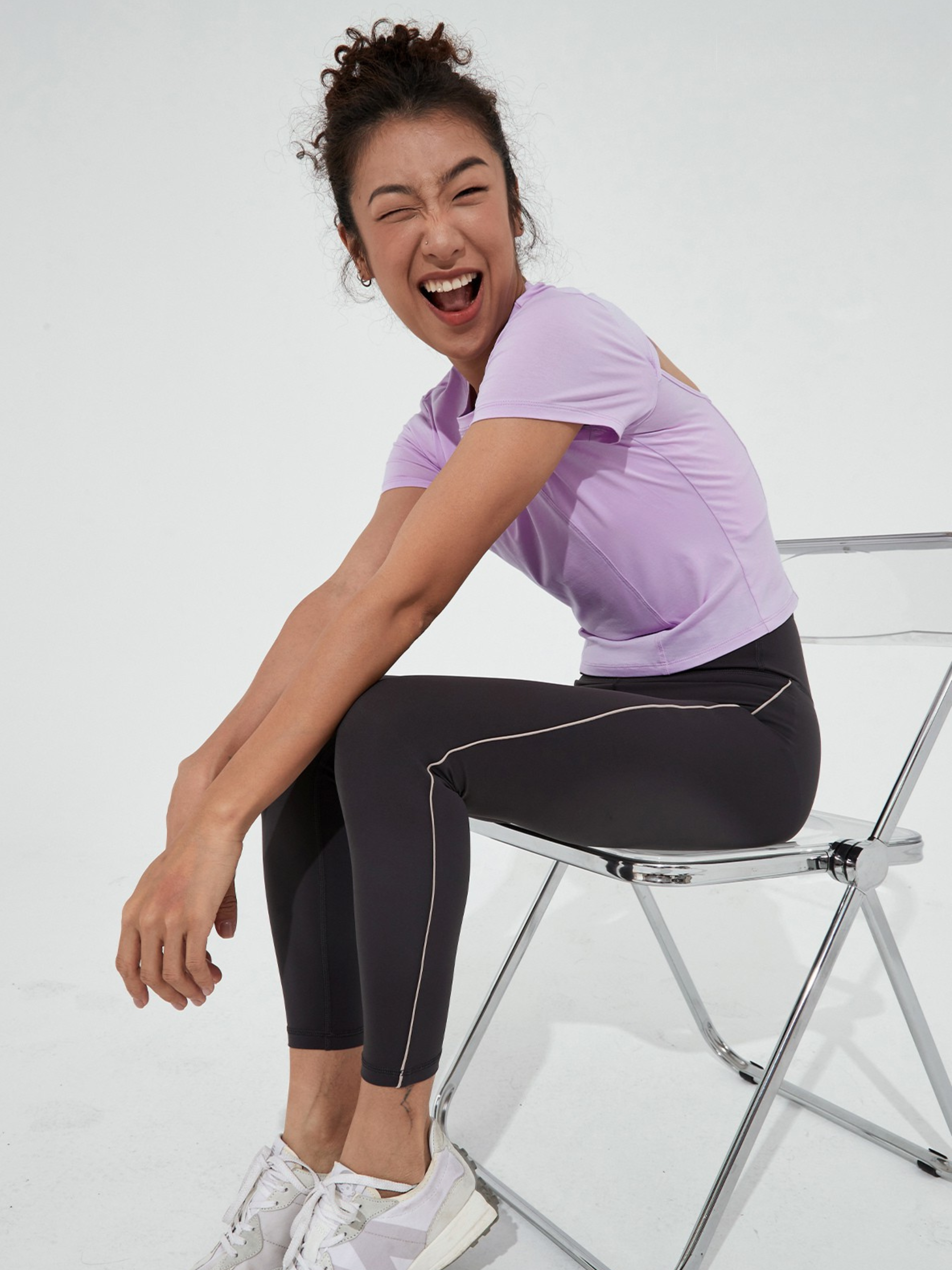 Bushcraft - Back Cut-Out Modal Yoga Top