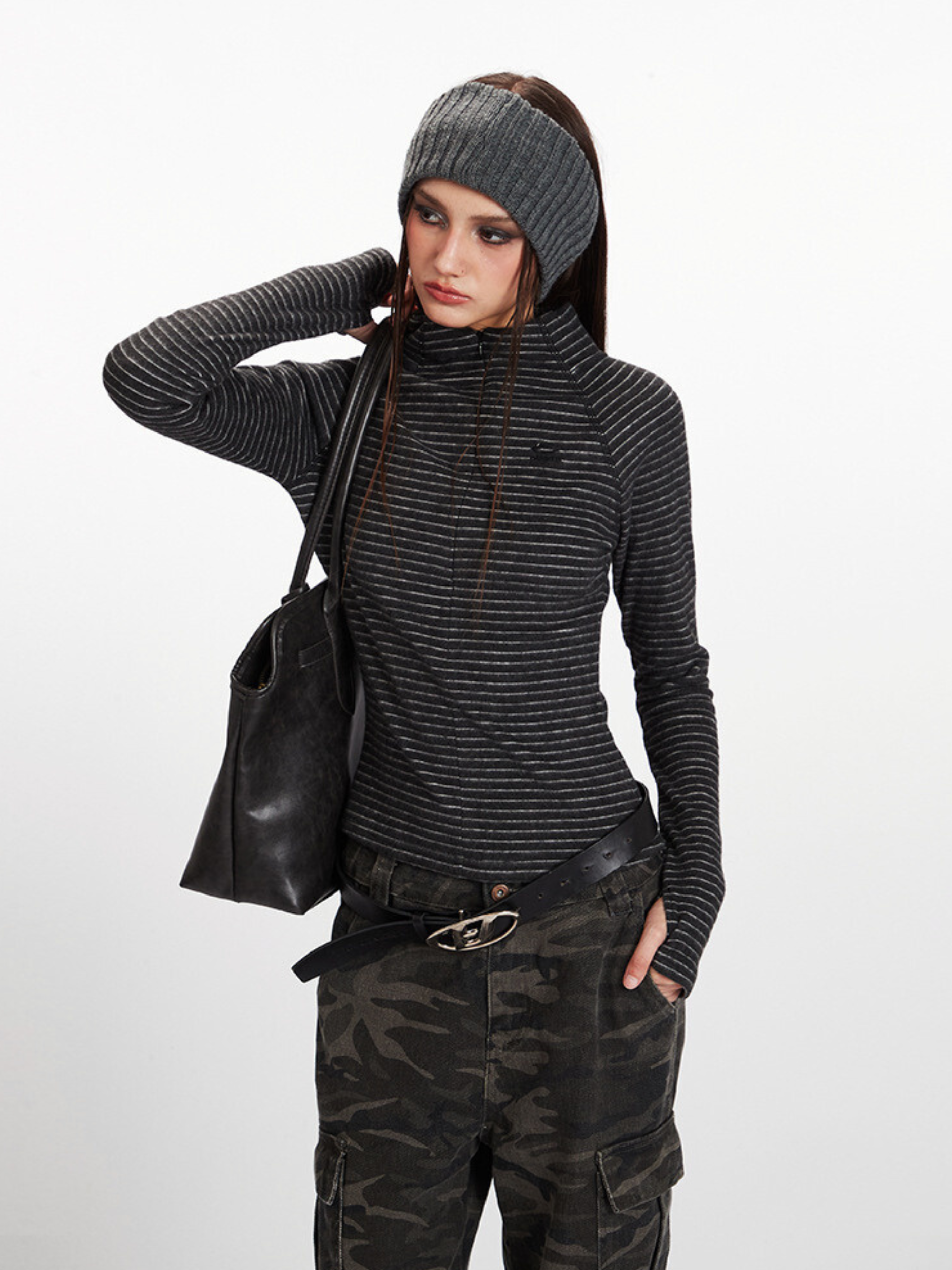 Cavebend - Women's Striped Stand-Collar Slim-Fit Long-Sleeve
