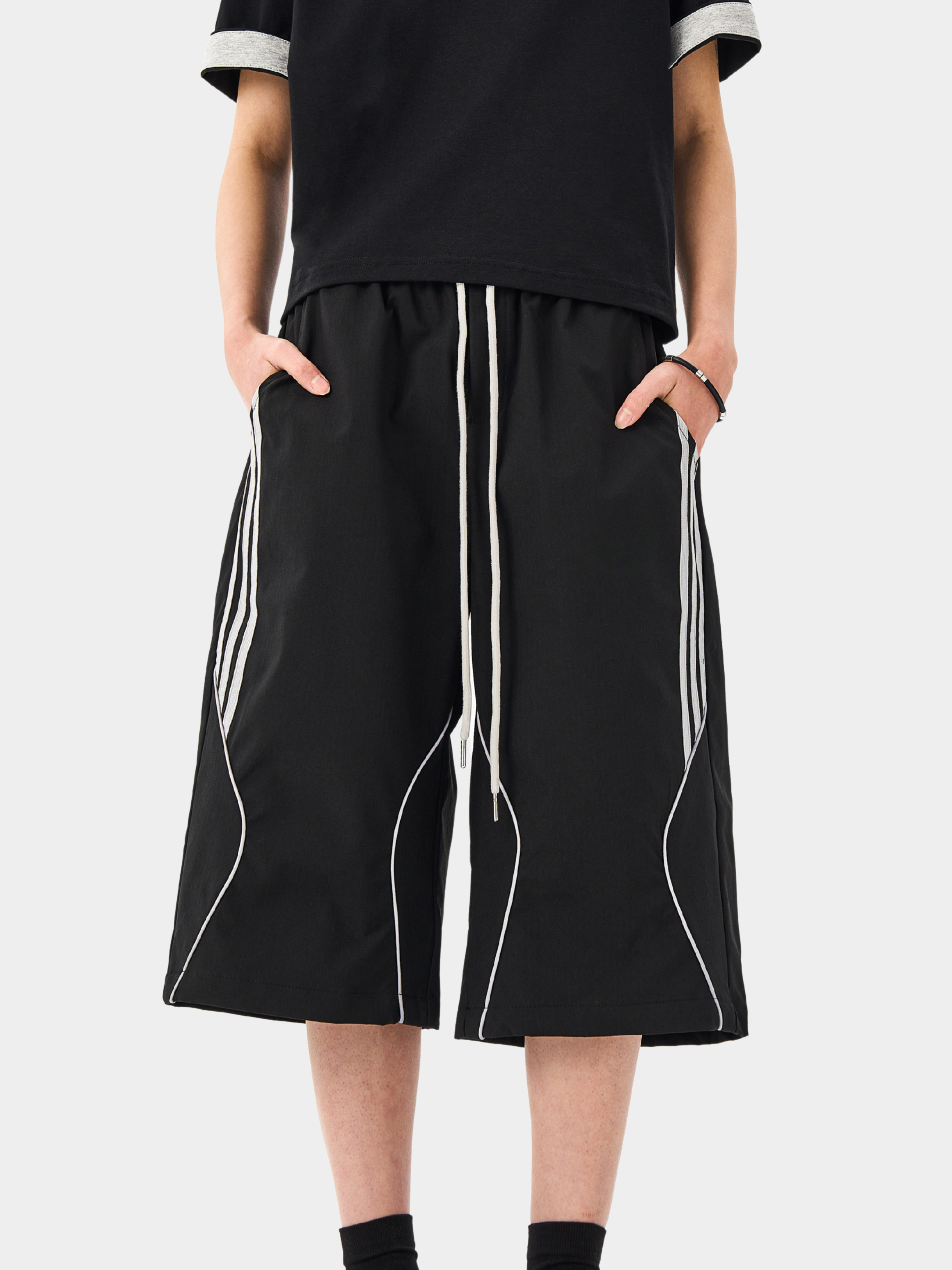 BlazeBox - Men's Striped Panel Straight-Leg Shorts GONGGAR SPORTS