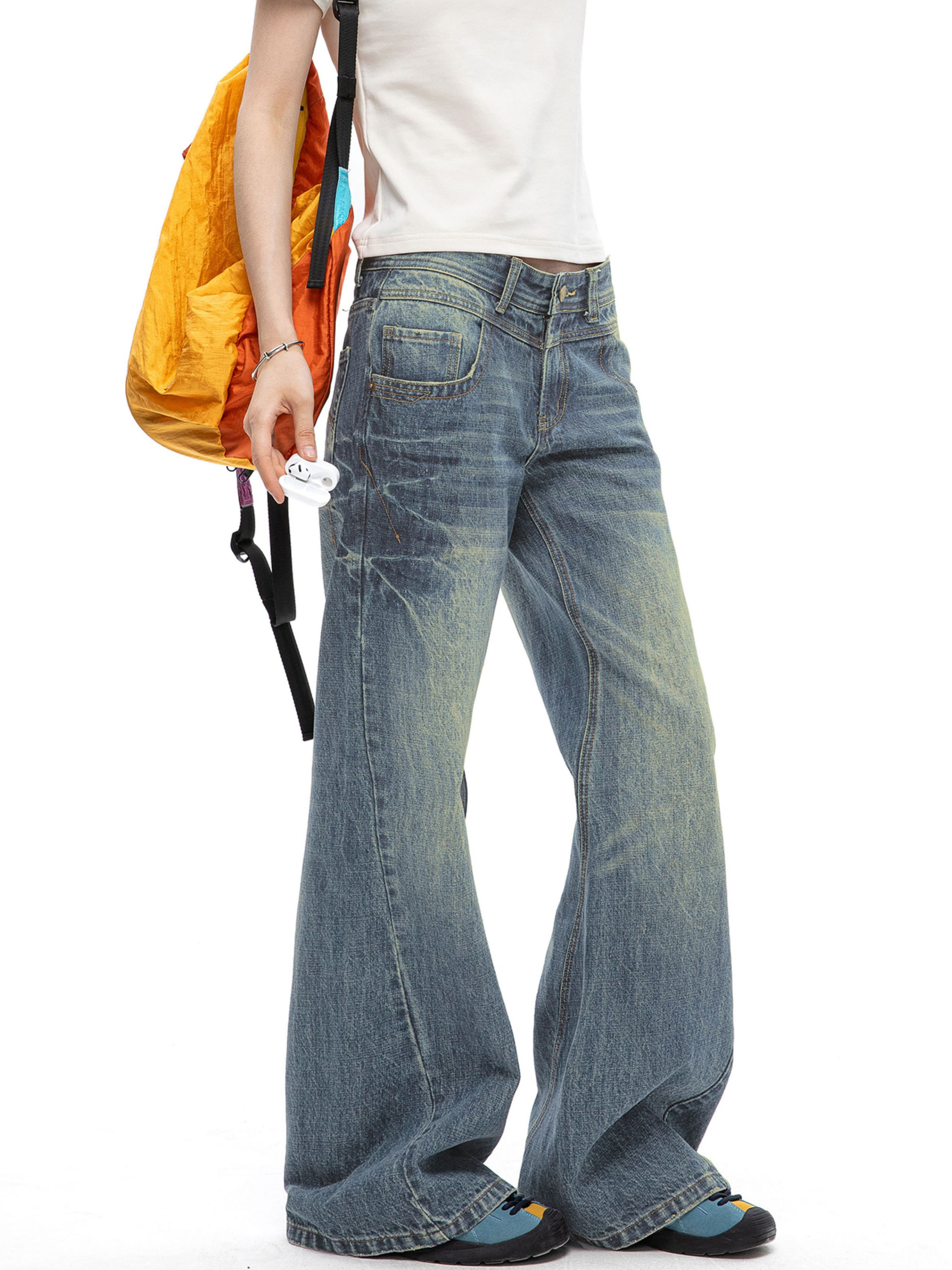 Canyonclimb - Women's Washed Blue Slight Flare Straight Jeans