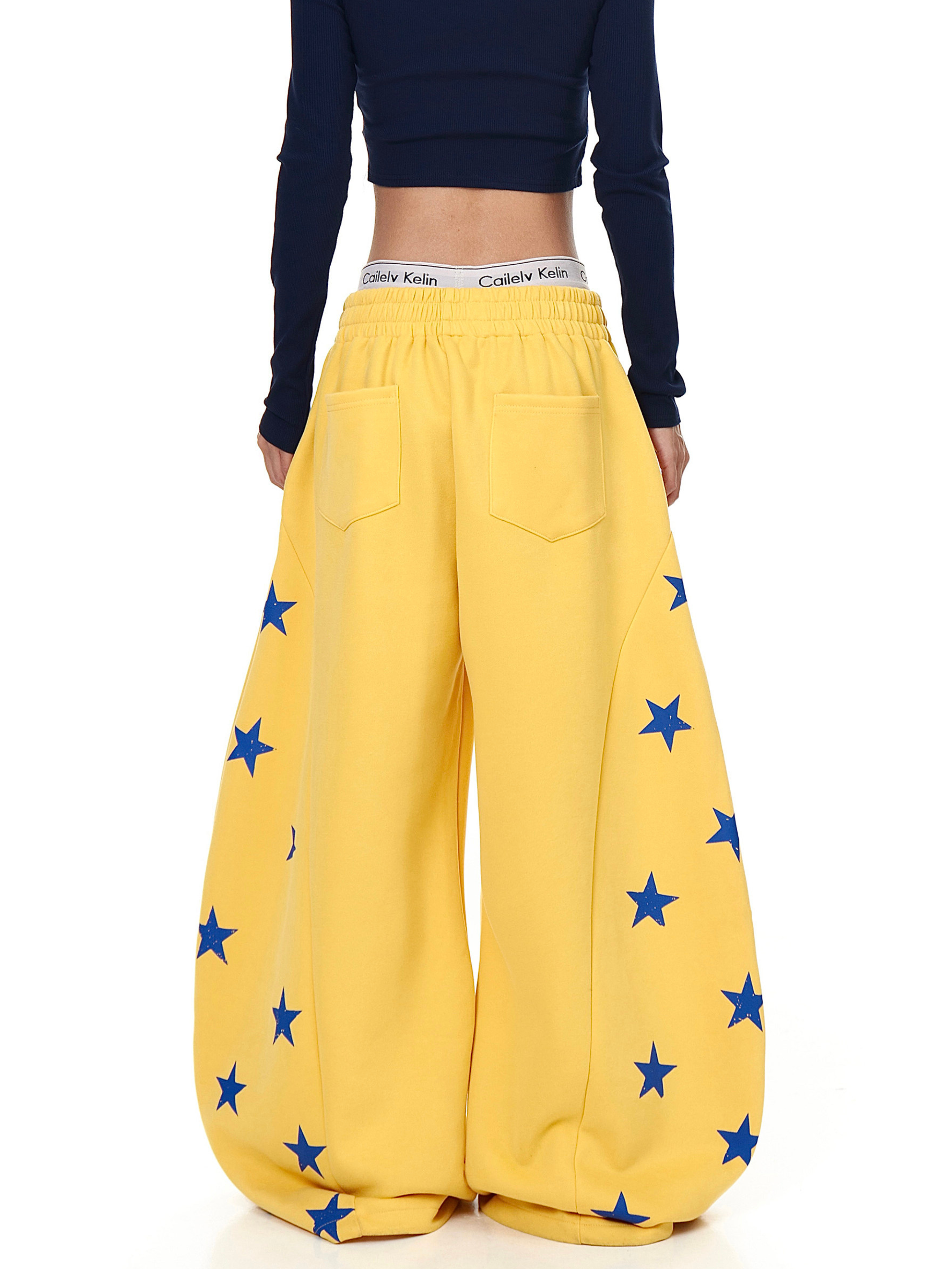 Thunderscorch - Women's Star Print Curved-Leg Sweatpants