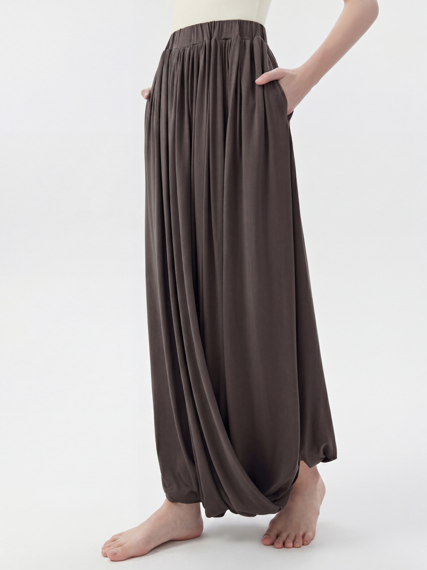 FirstLight - Women's Twist-Knot Slimming Midi Skirt