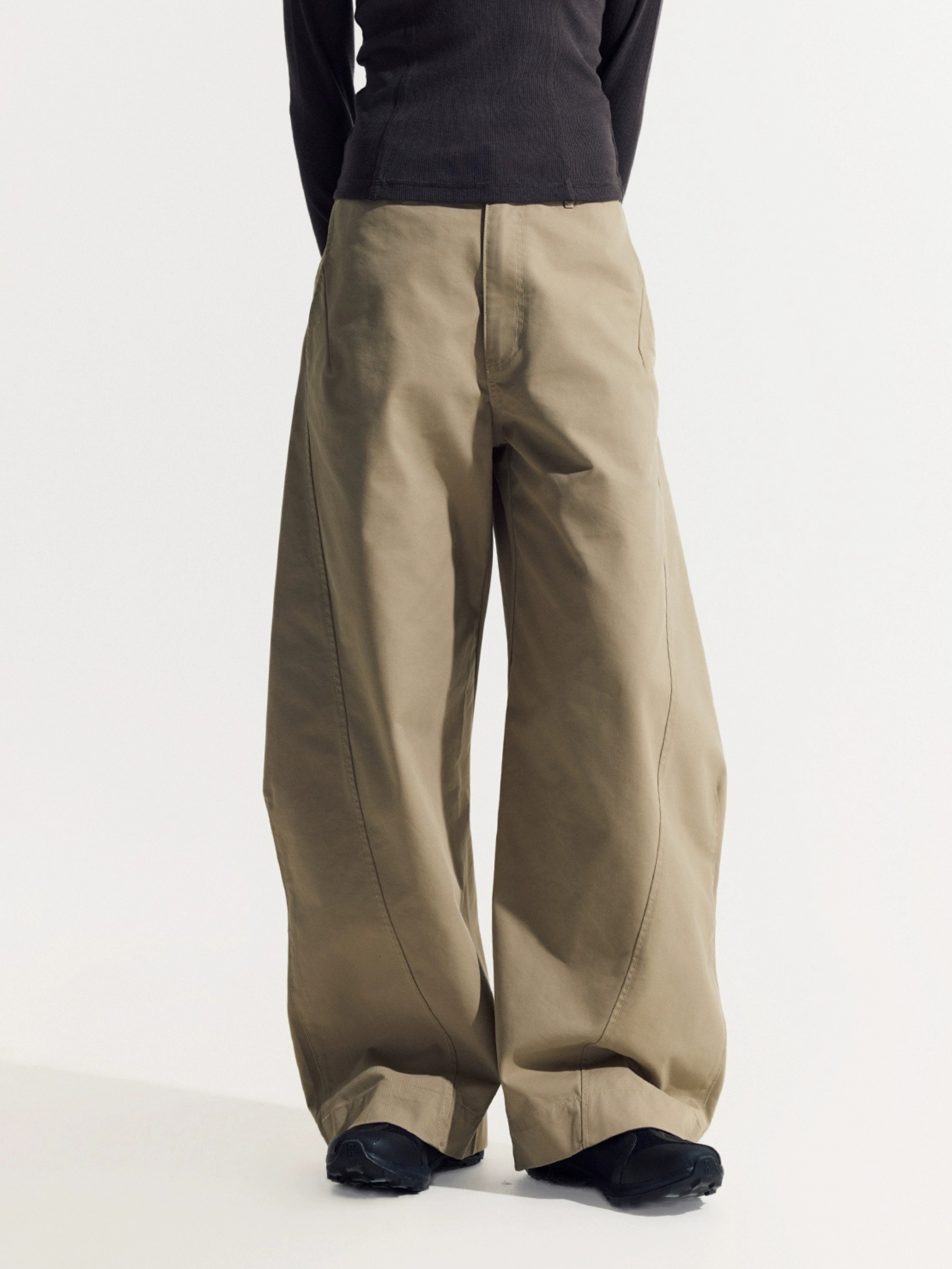 EagleView - Minimalist Wide-Cut Bamboo Wool Curved Pants