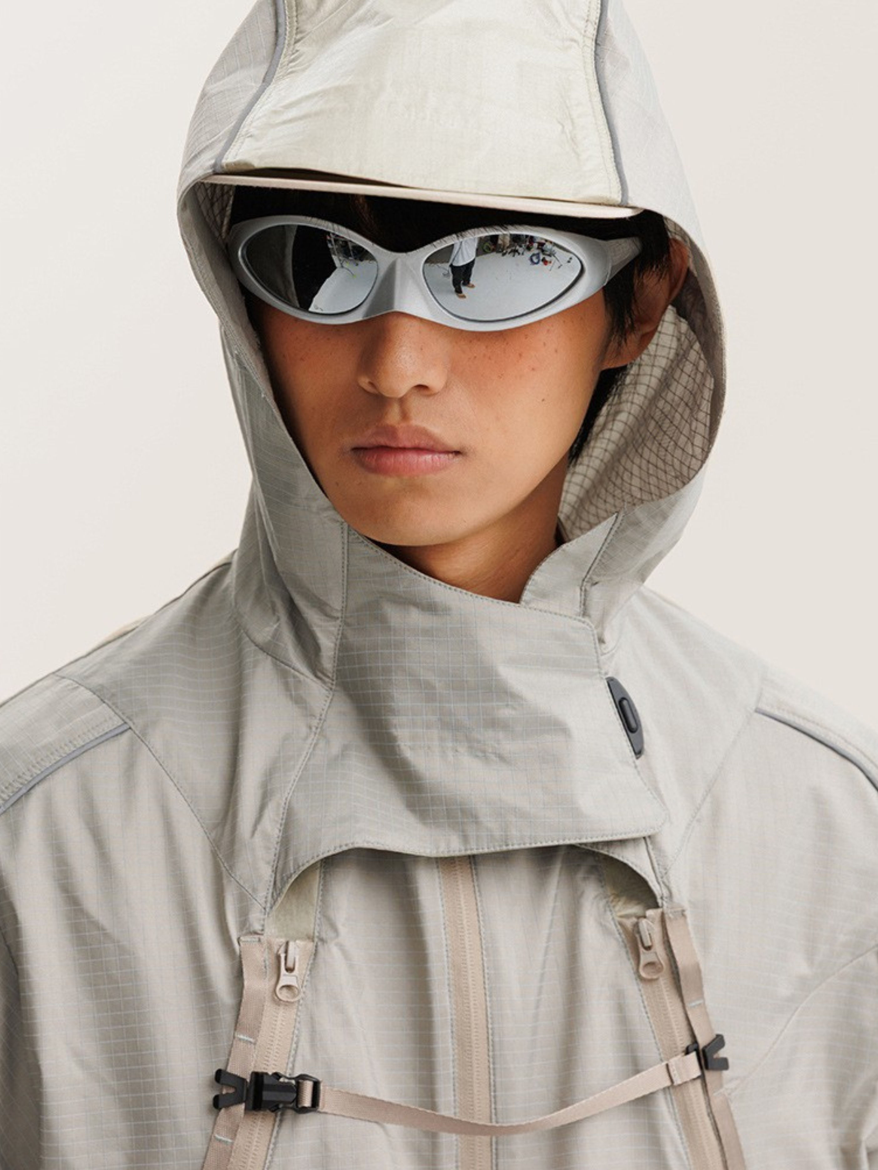 GT ONE - Unisex Water-Repellent Detachable Shell Jacket