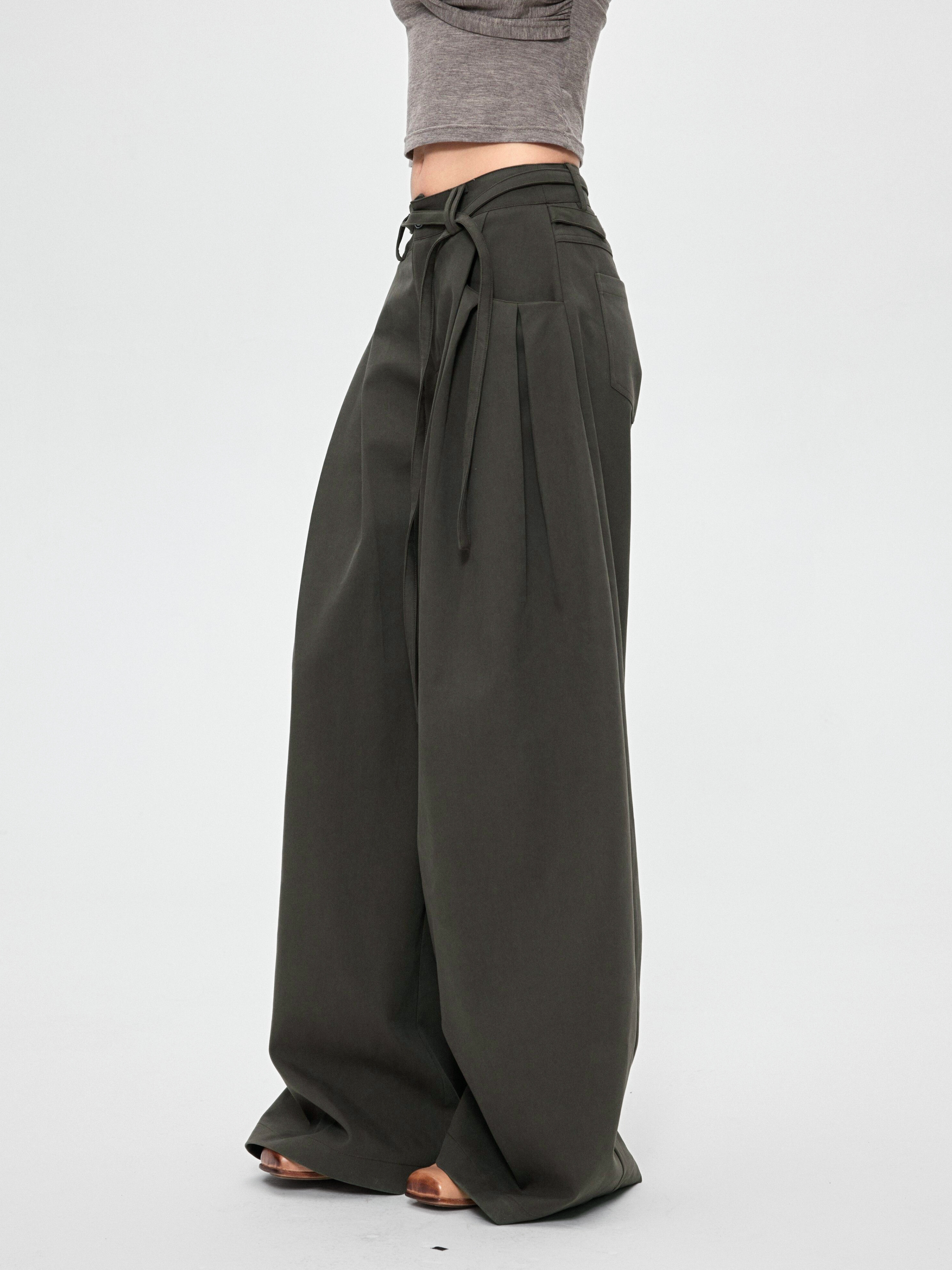 Fieldcast - Women's Drawstring Waist Pleated Pocket Straight-Leg Pants