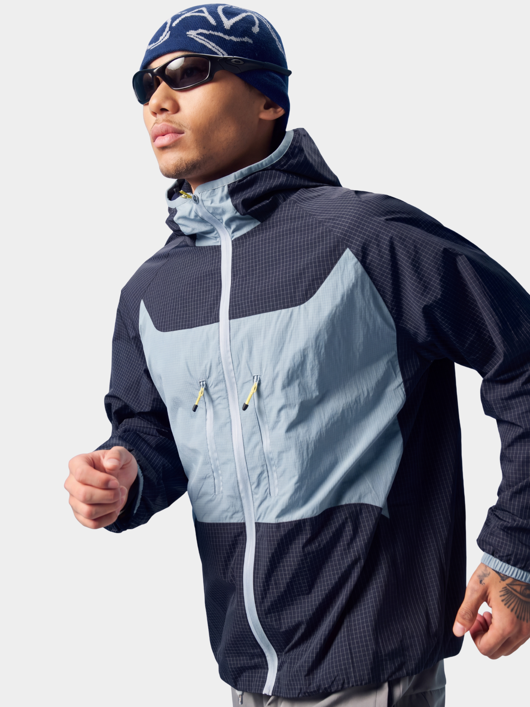 LiteVeil - Water-Repellent Lightweight Breathable Color-Block Jacket