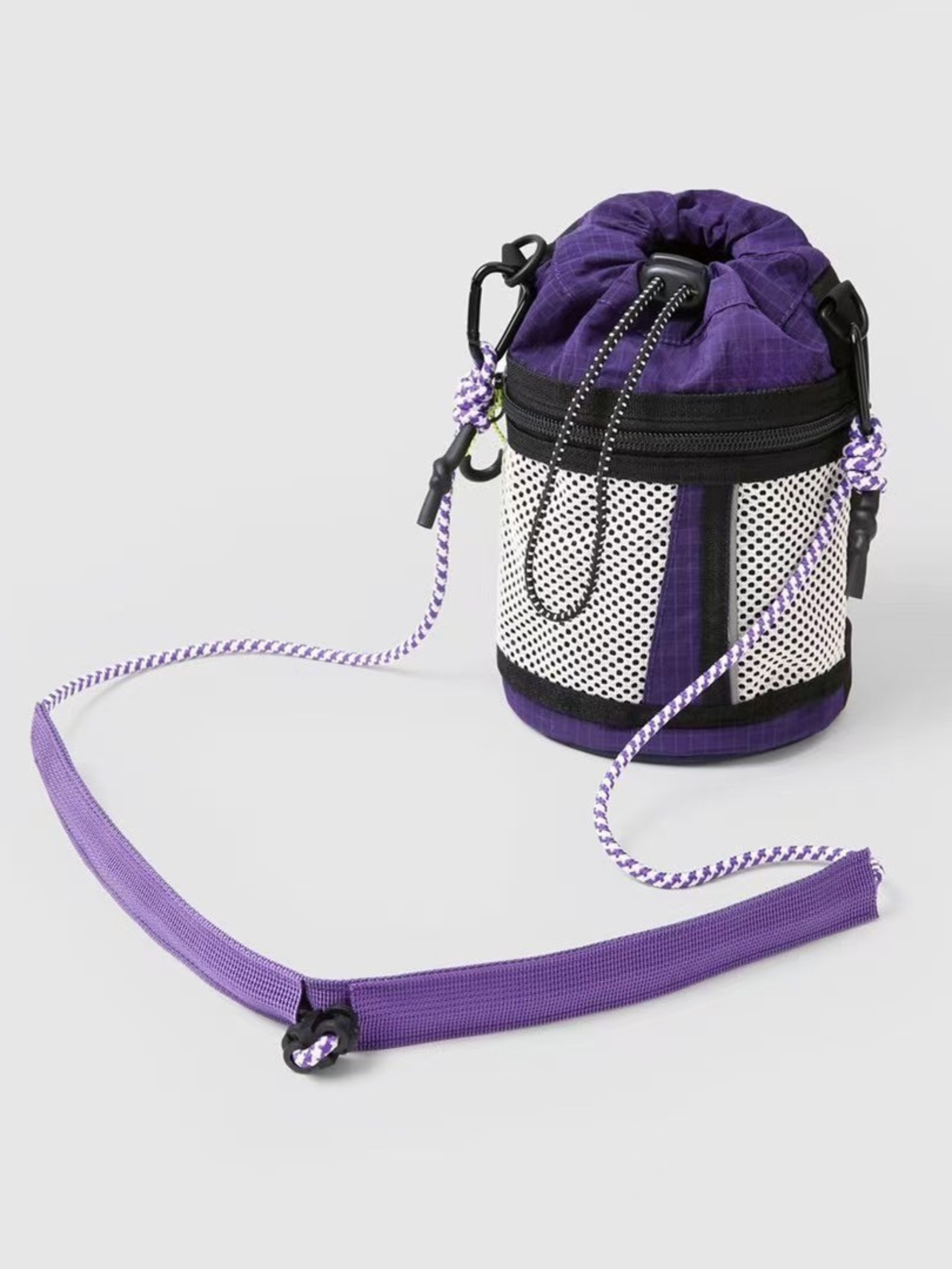 Driftnest - Water-Repellent Colorblock Bucket Shoulder Bag