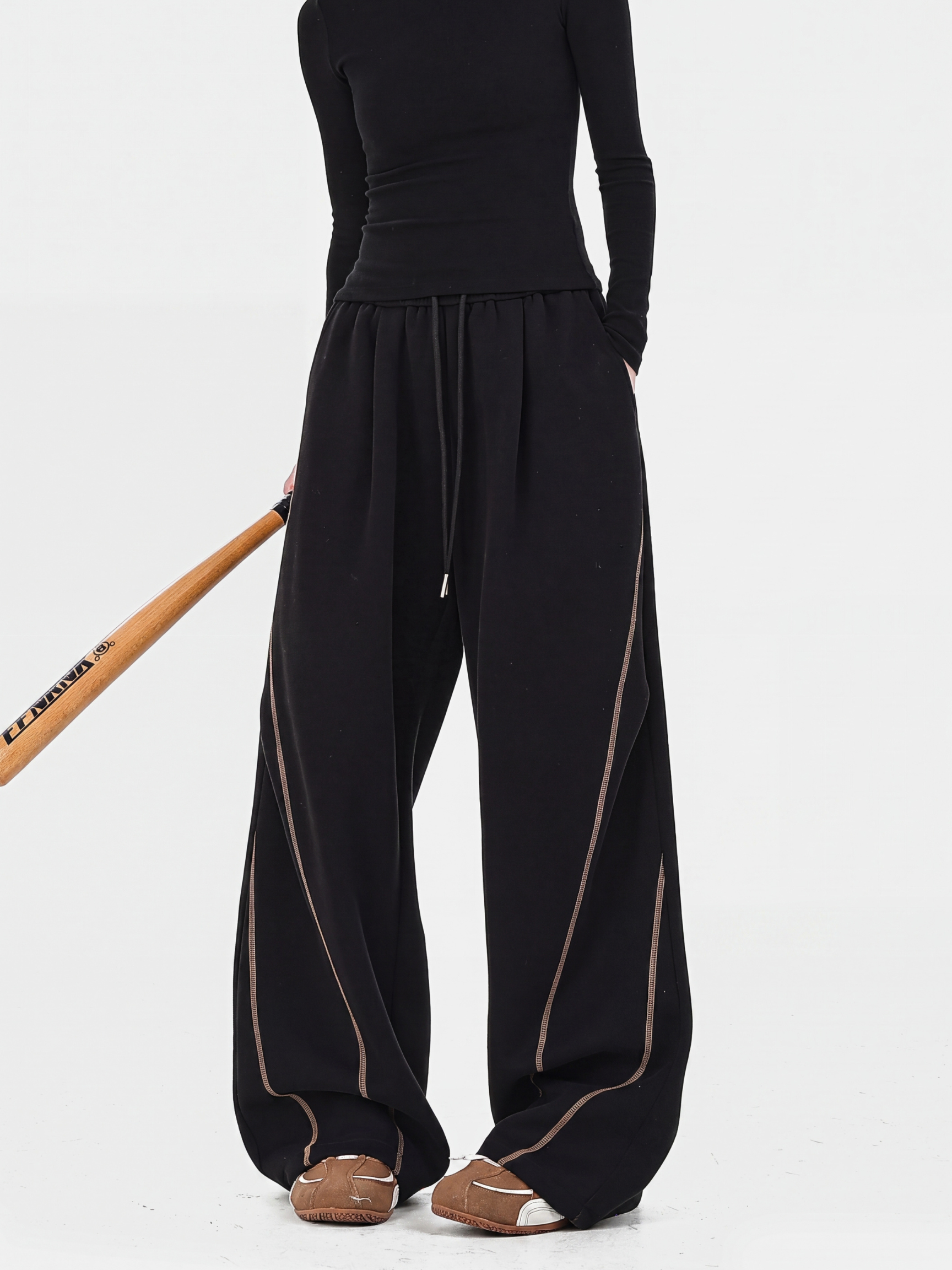 TraceSway - Women's Contrast Stitch Wide-Leg Pants
