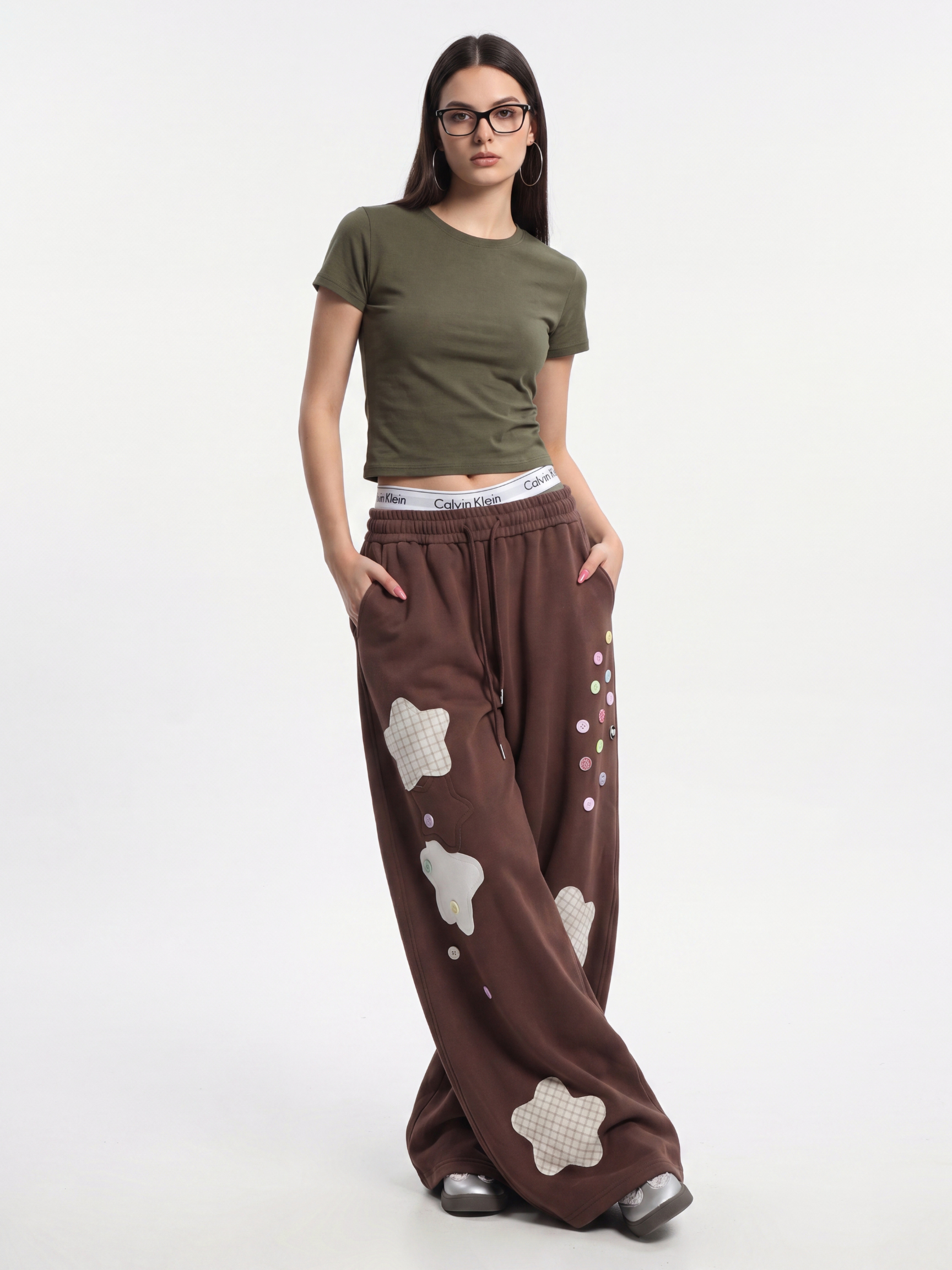 Radiance - Women's Star Patch Embroidered Relaxed Pants