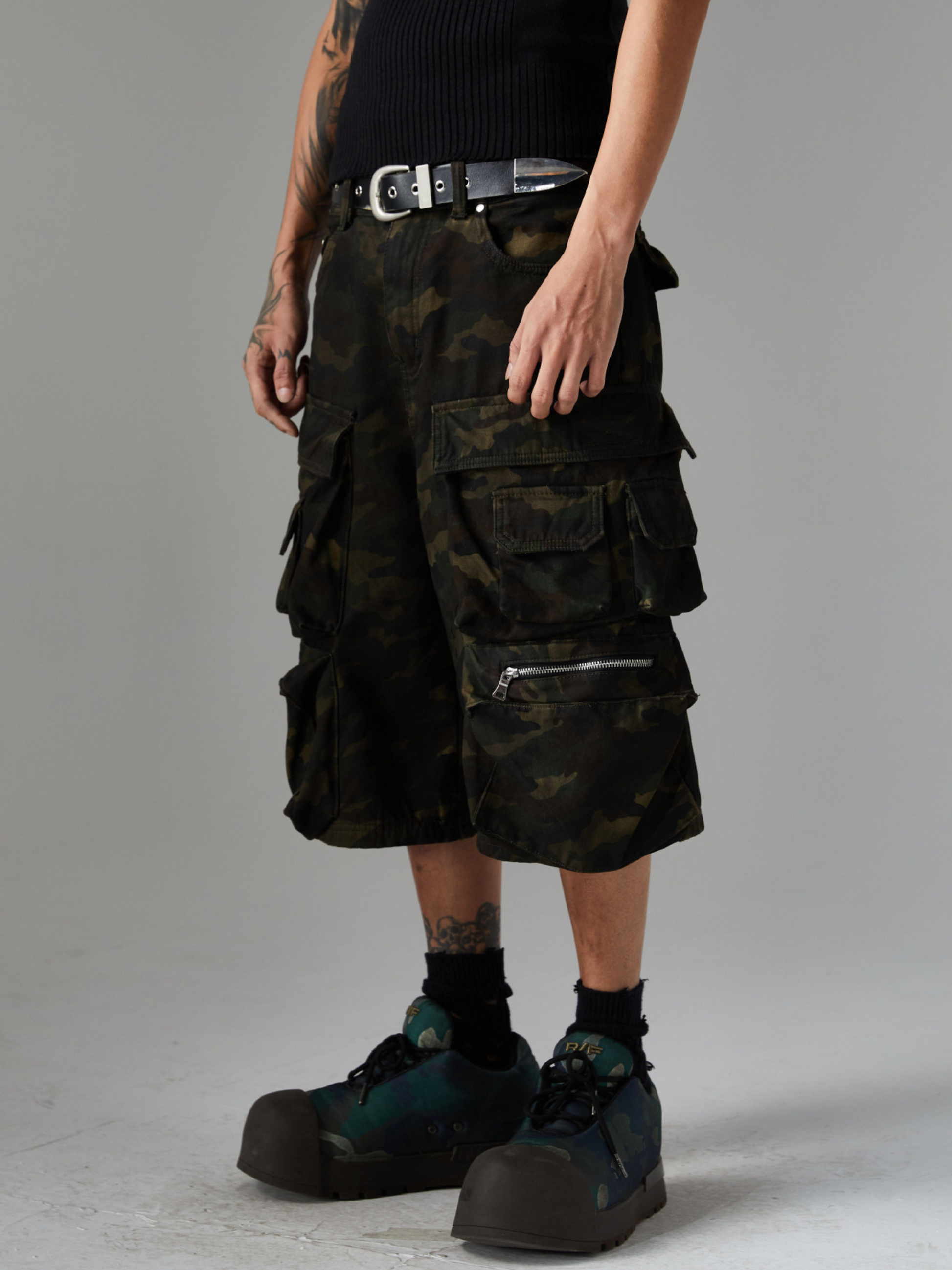 BaseVest - Men's Camouflage Wide-Leg Shorts GONGGAR SPORTS