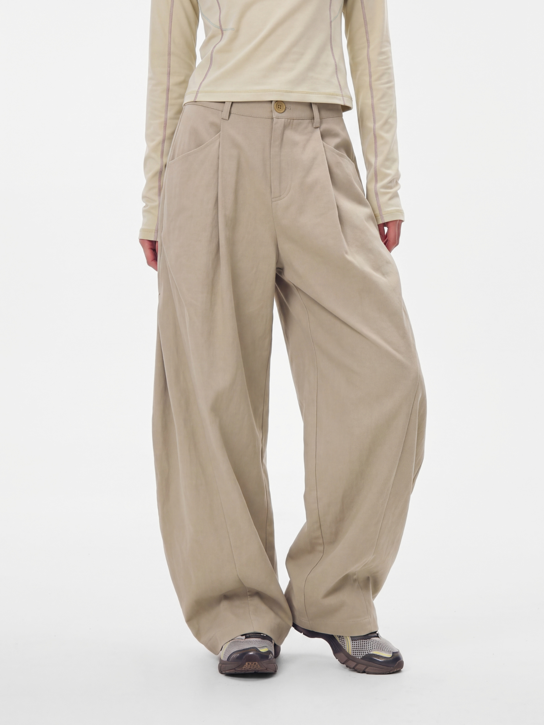 Fieldrest - Women's Side-Pleated Curved-Leg Pants