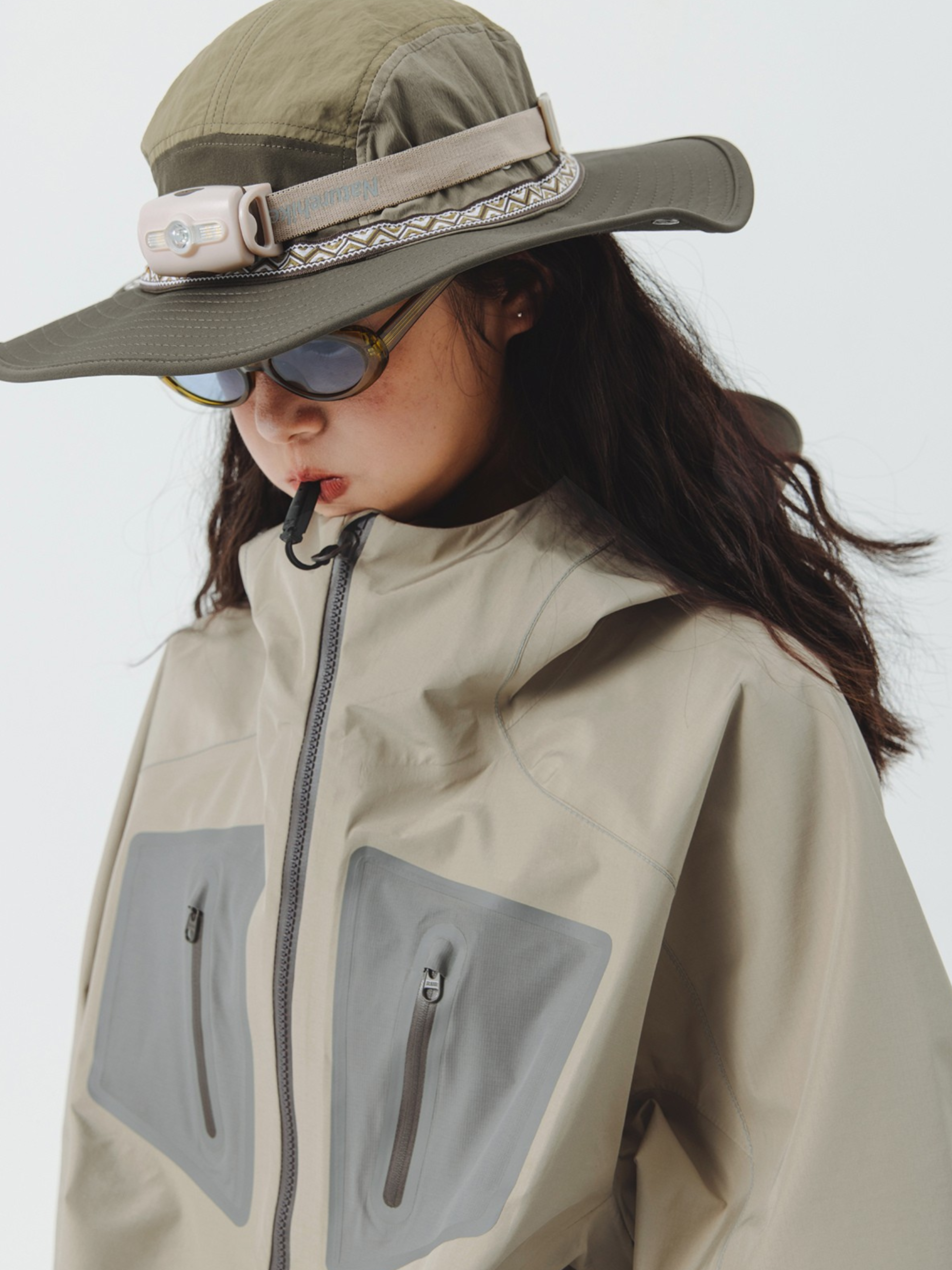 CougarCase - Unisex Waterproof Breathable Hard Shell Jacket