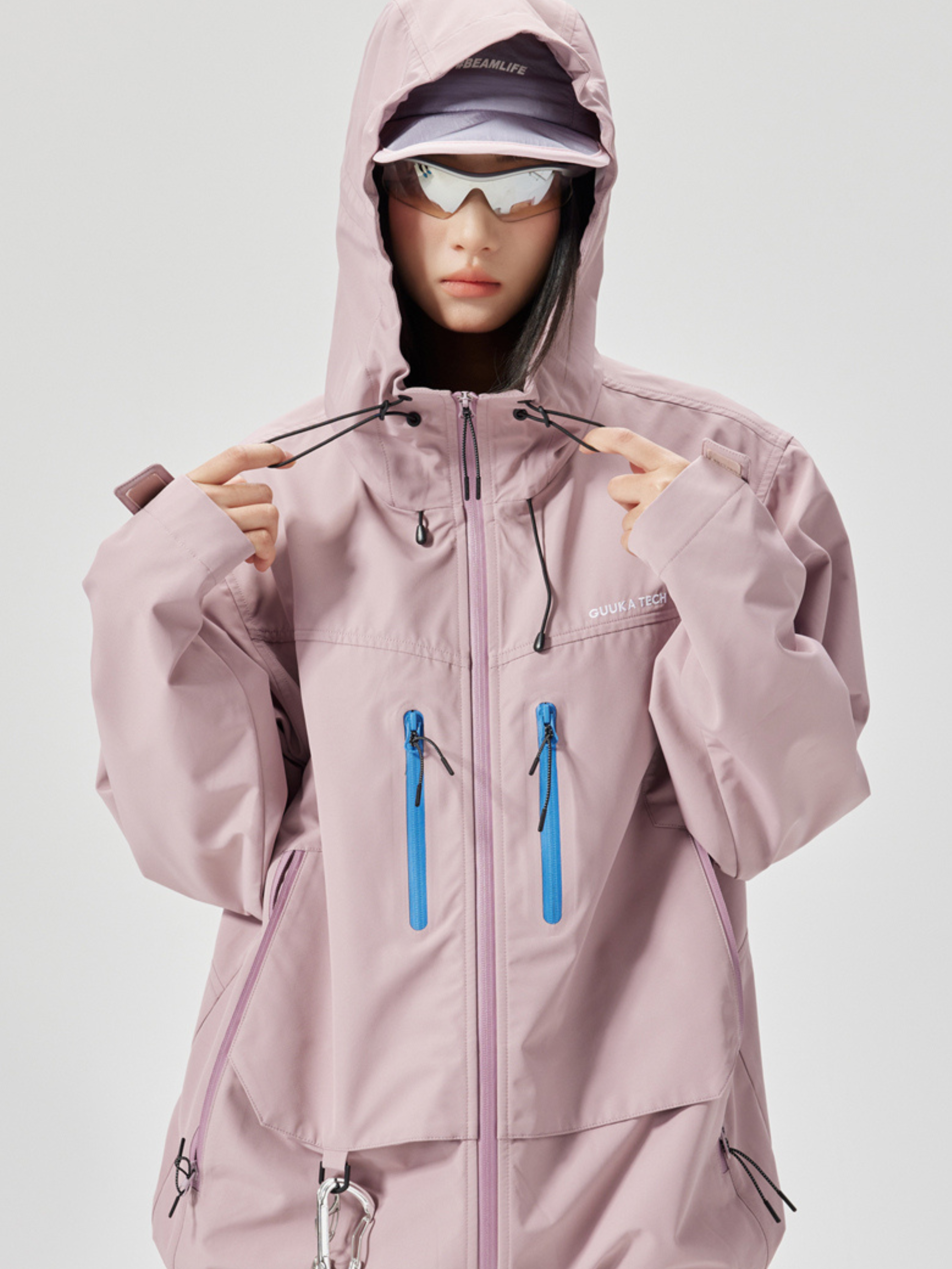 ShadowCrate - Women's Water-Repellent Softshell Jacket