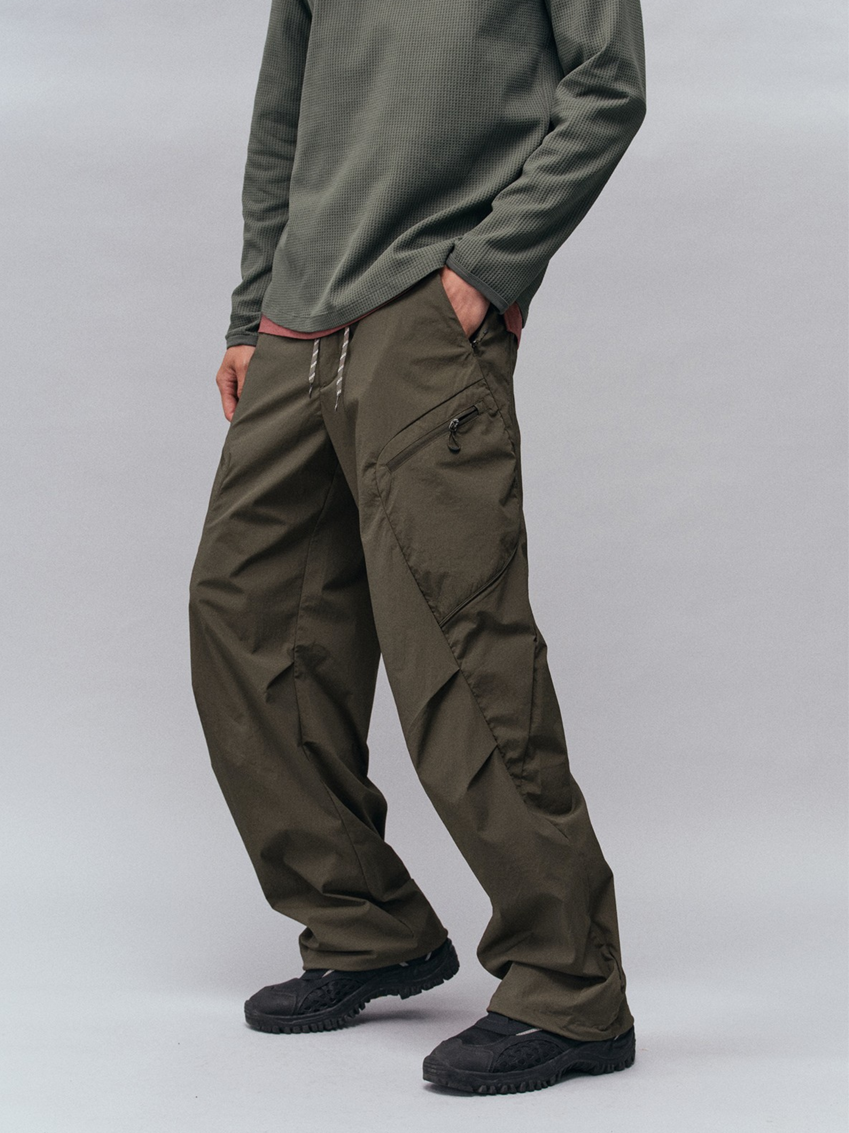 Emberfire - Unisex Water-Repellent Multi-Pocket Drawstring Utility Pants