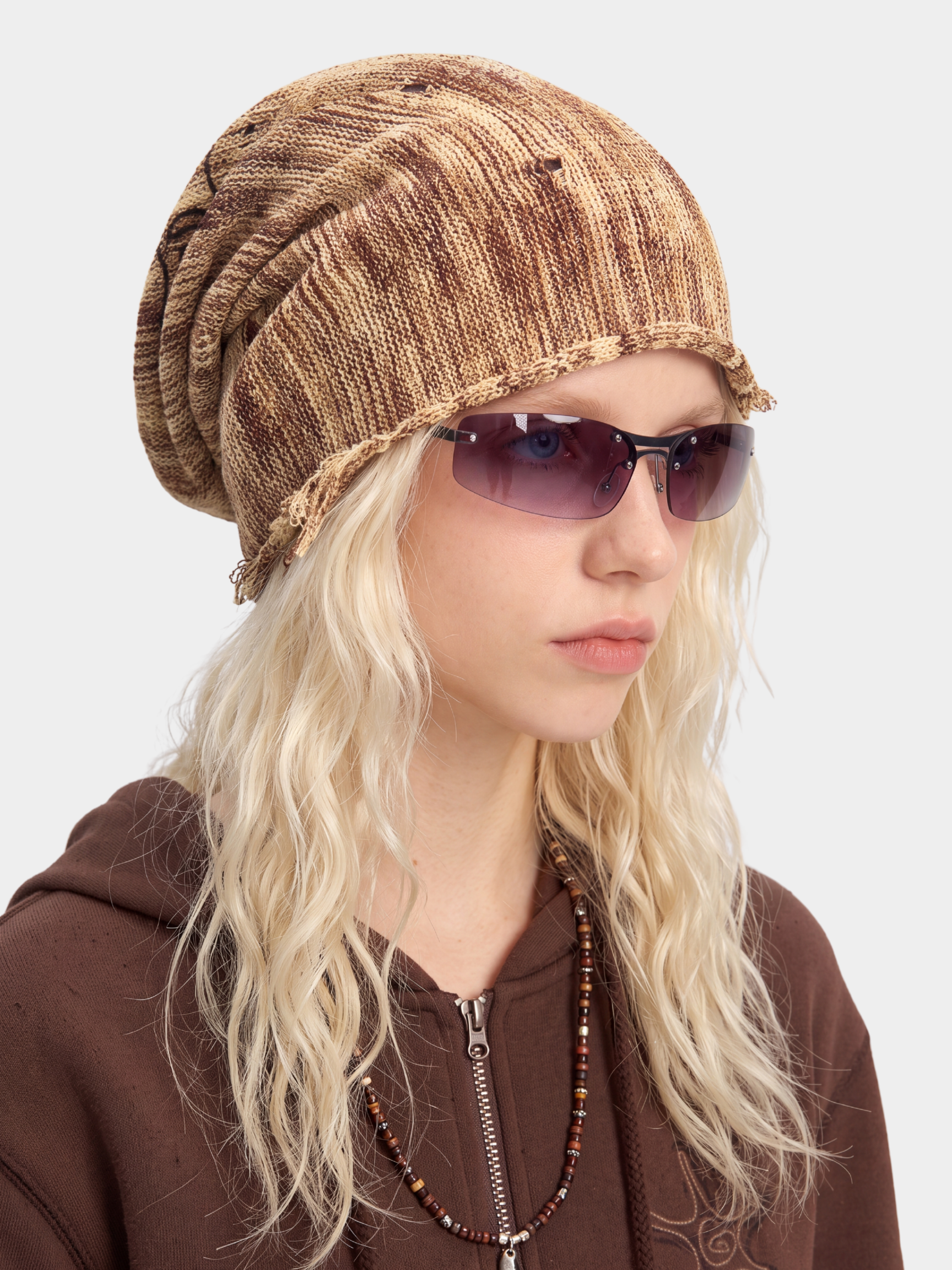 StarKnit - Starfish Graphic Distressed Raw-Edge Knit Beanie
