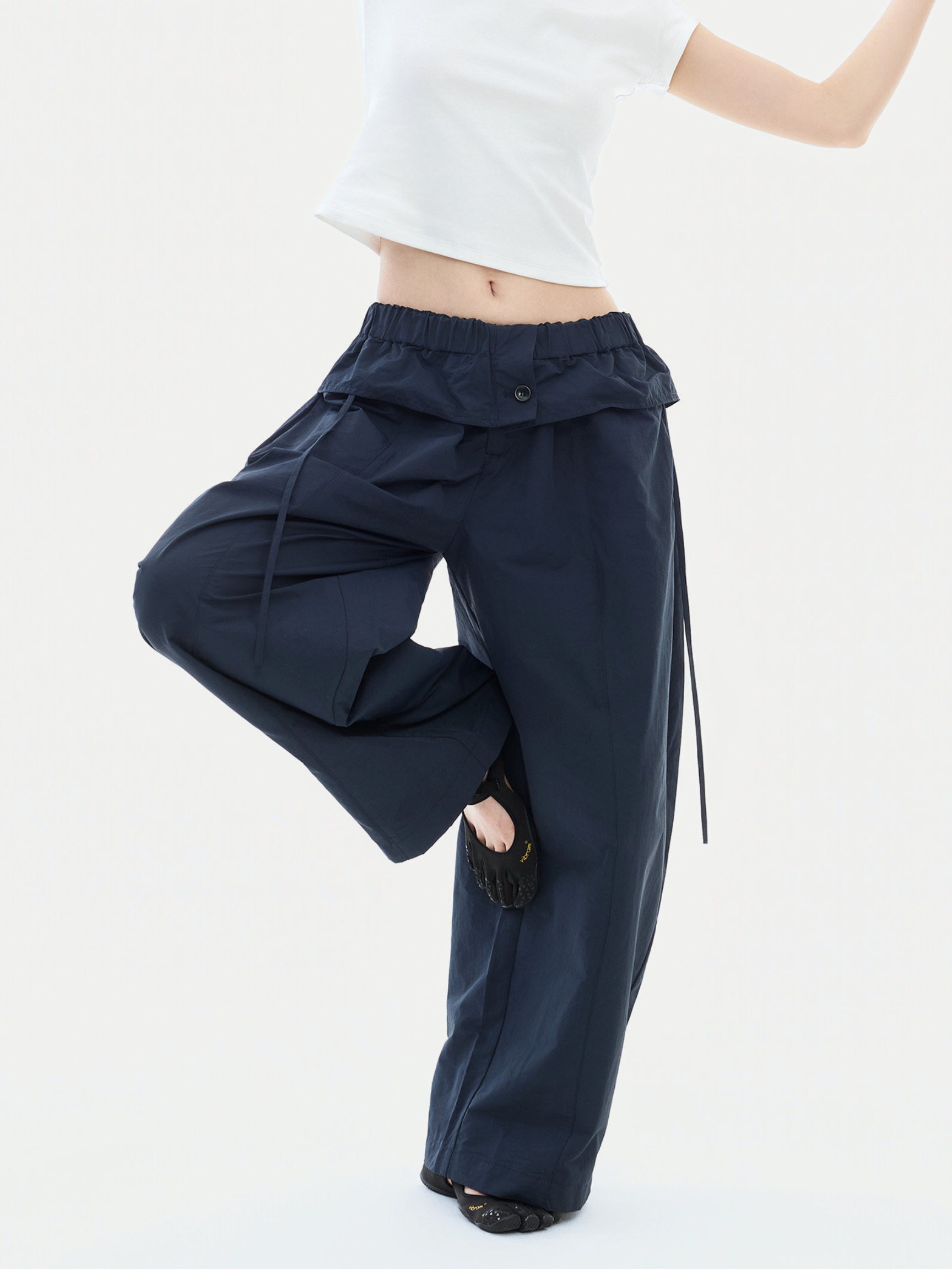 Stillness - Women's Paperbag Waist Balloon Pants