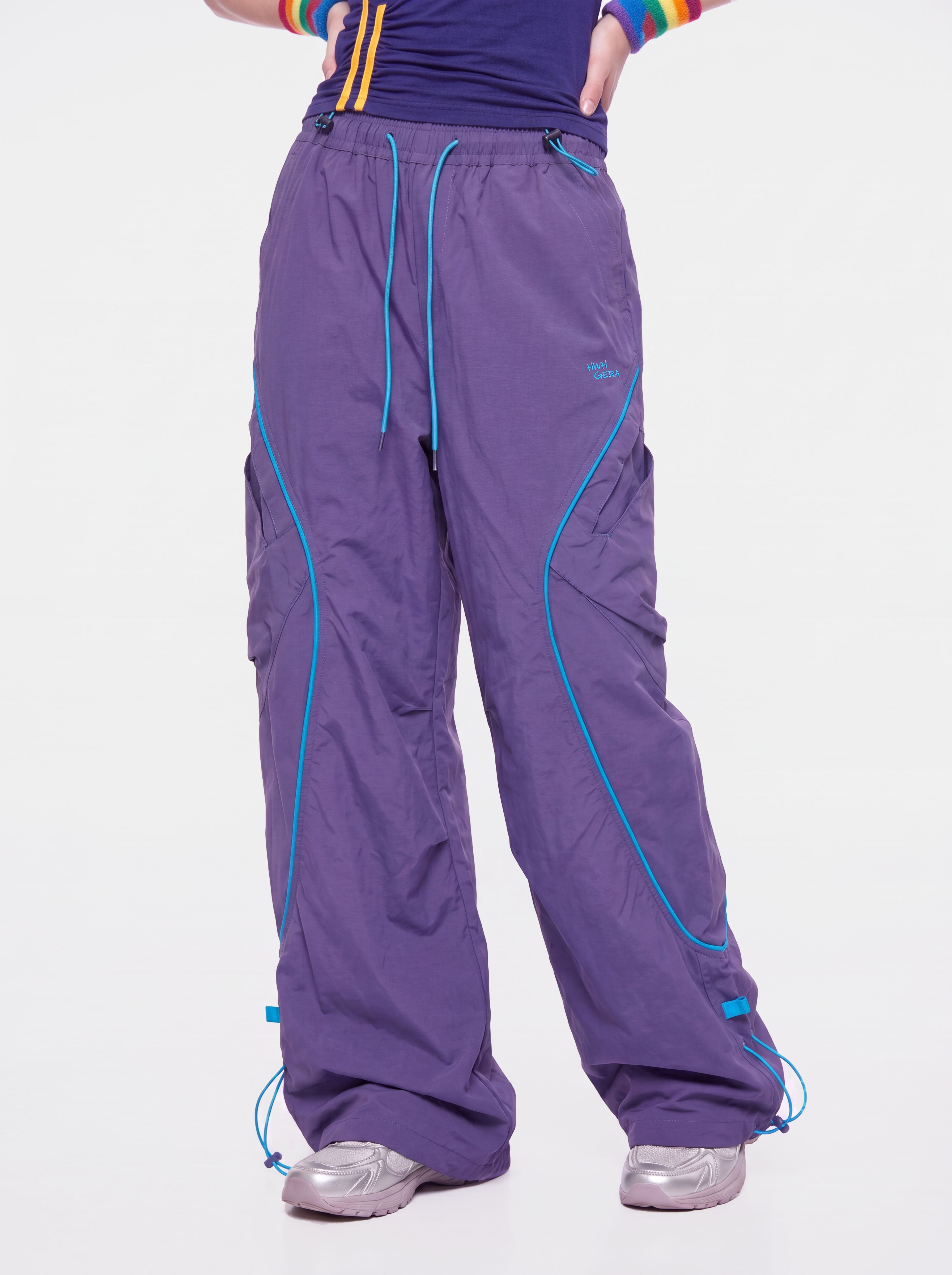 Moonshine - Women's Lightweight Elastic Waist Curved Panel Cargo Pants