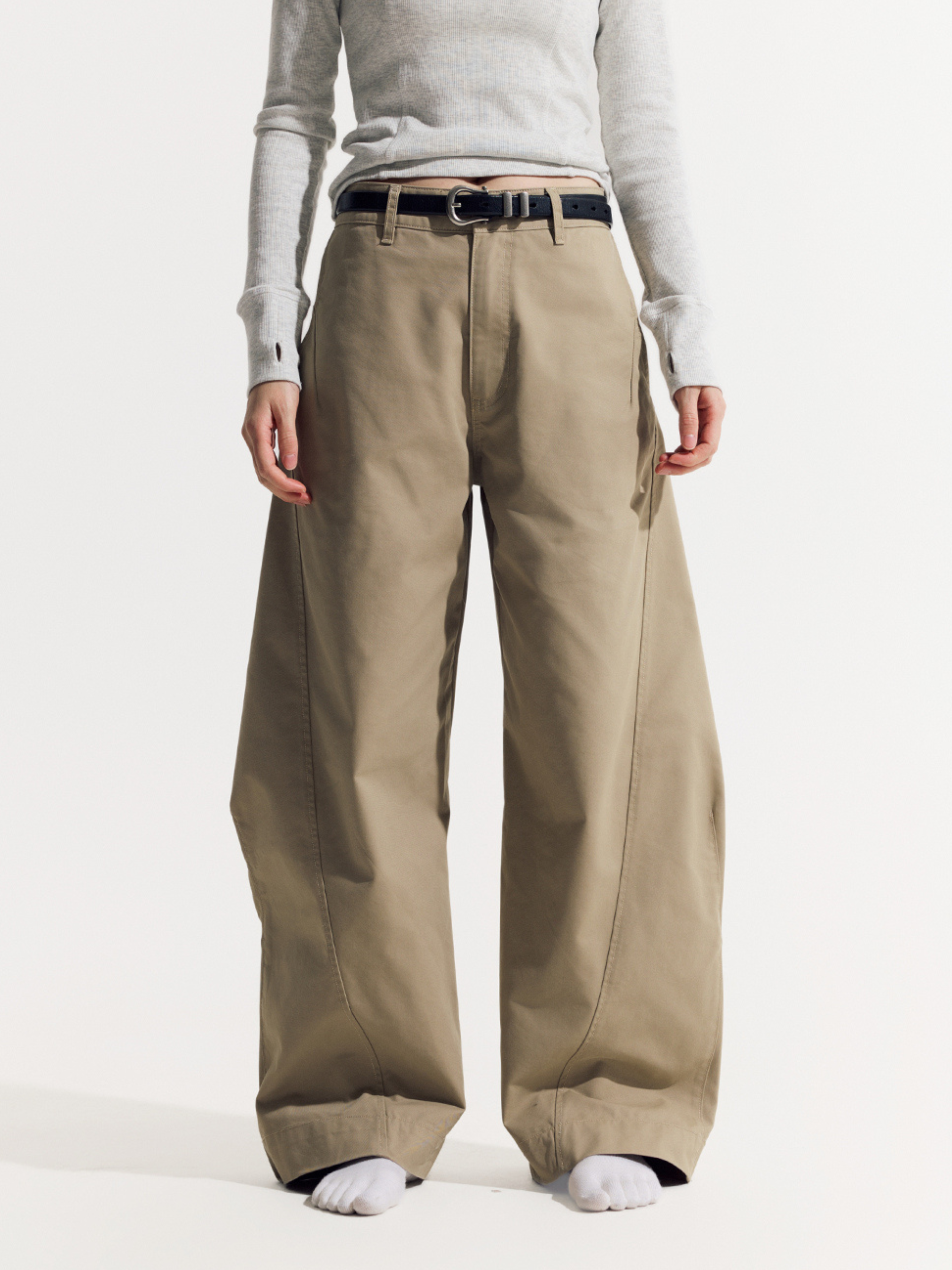 EagleView - Unisex Minimalist Wide-Cut Bamboo Wool Curved Pants