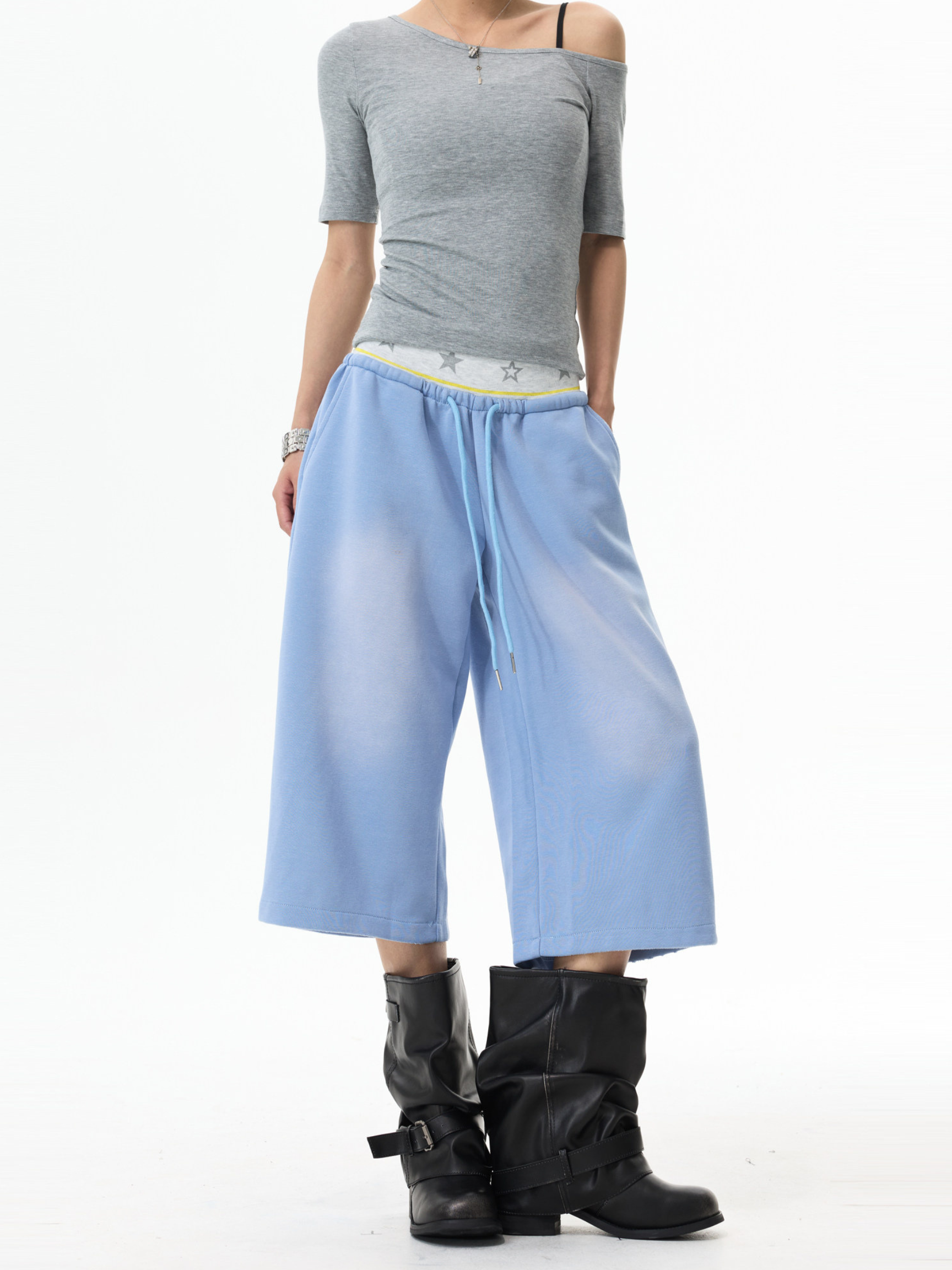 SprintCut - Women's Star Ribbed High-Waist Mid-Length Shorts